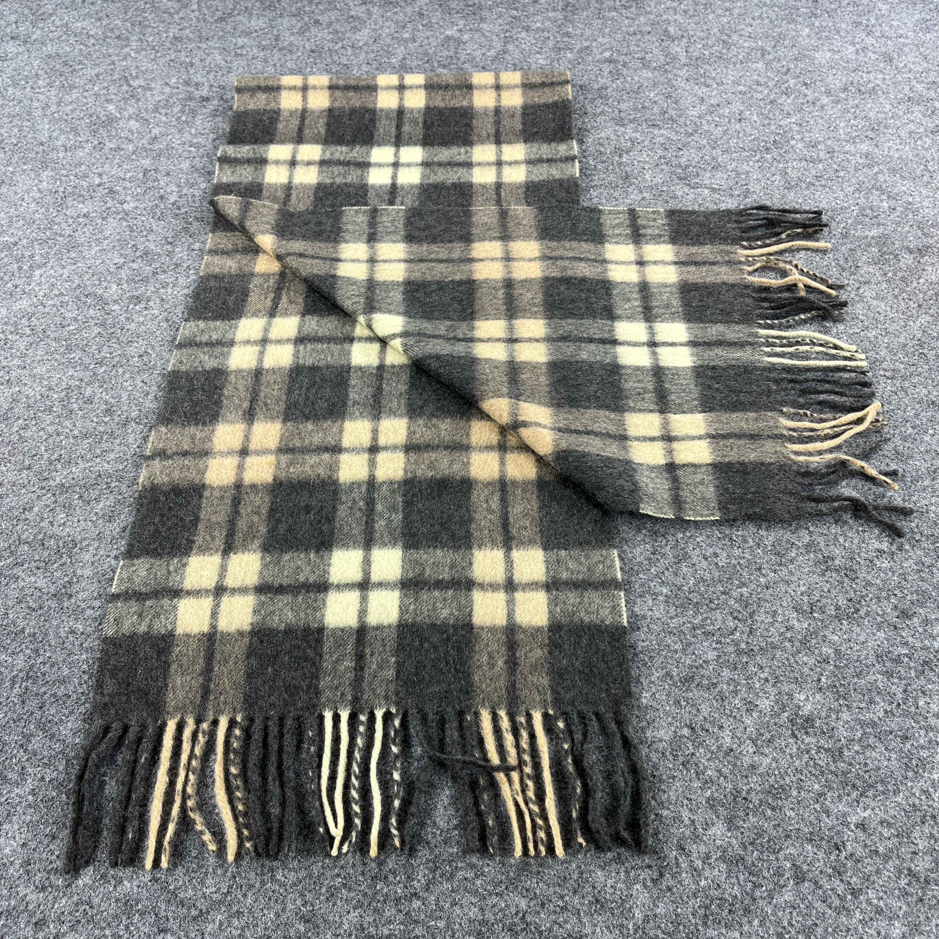 MCM MCM Scarf / Muffler / Neckwear K014 Size ONE SIZE - 3 Thumbnail