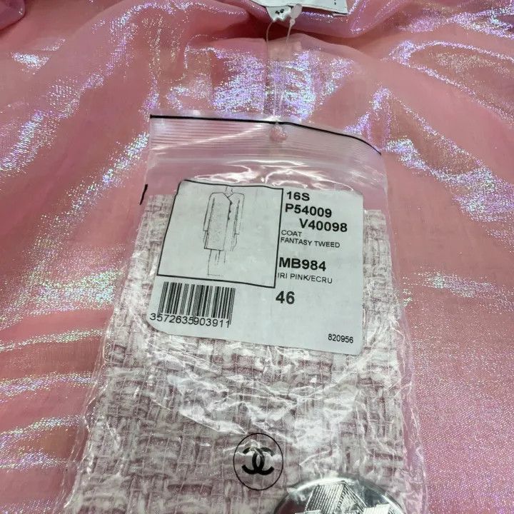 Chanel Chanel Pink Long Knit Coat for Women Size L / US 10 / IT 46 - 6 Thumbnail