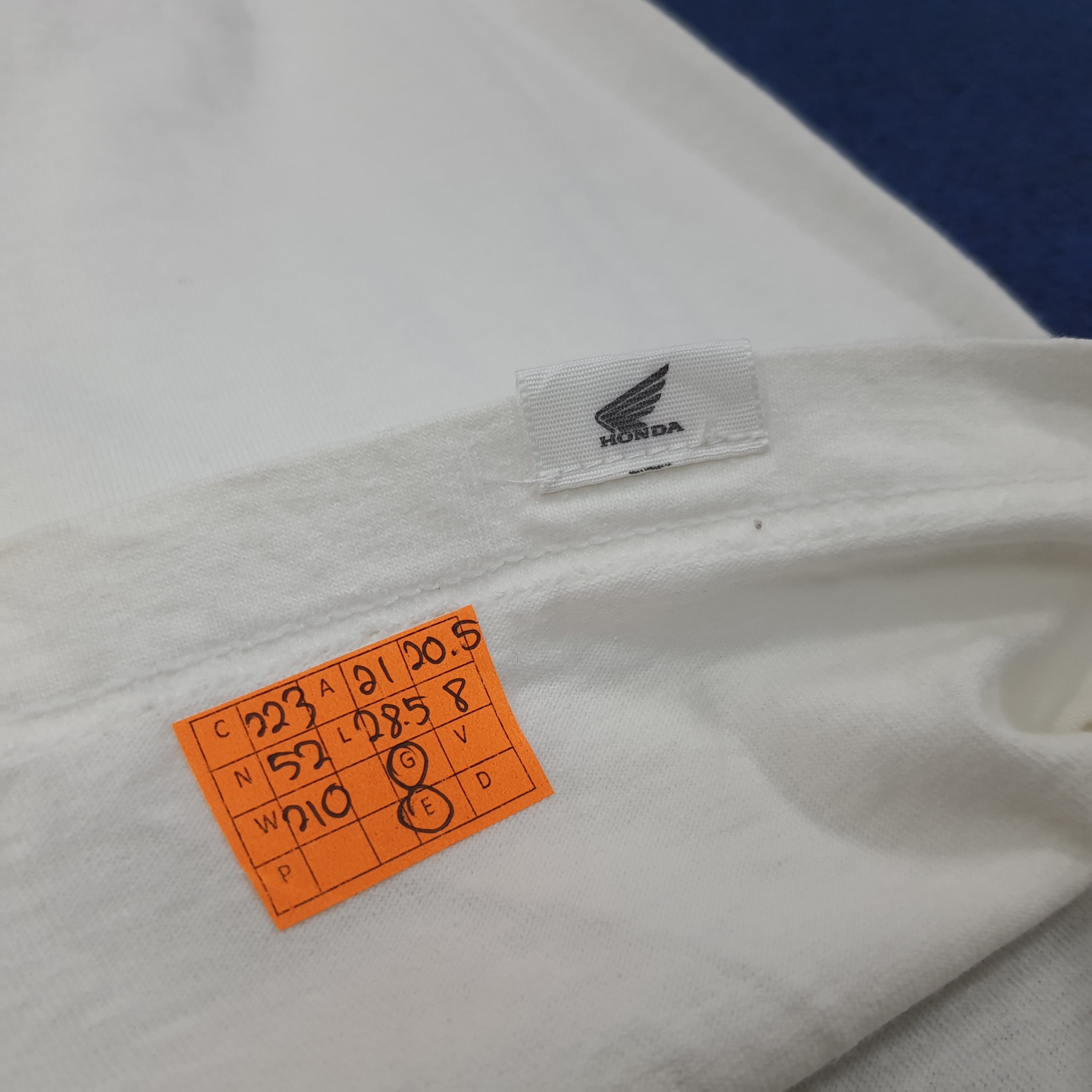 Honda Vintage HONDA Japan Racing Brand Sports Tshirt C223N52 Size US L / EU 52-54 / 3 - 10 Thumbnail