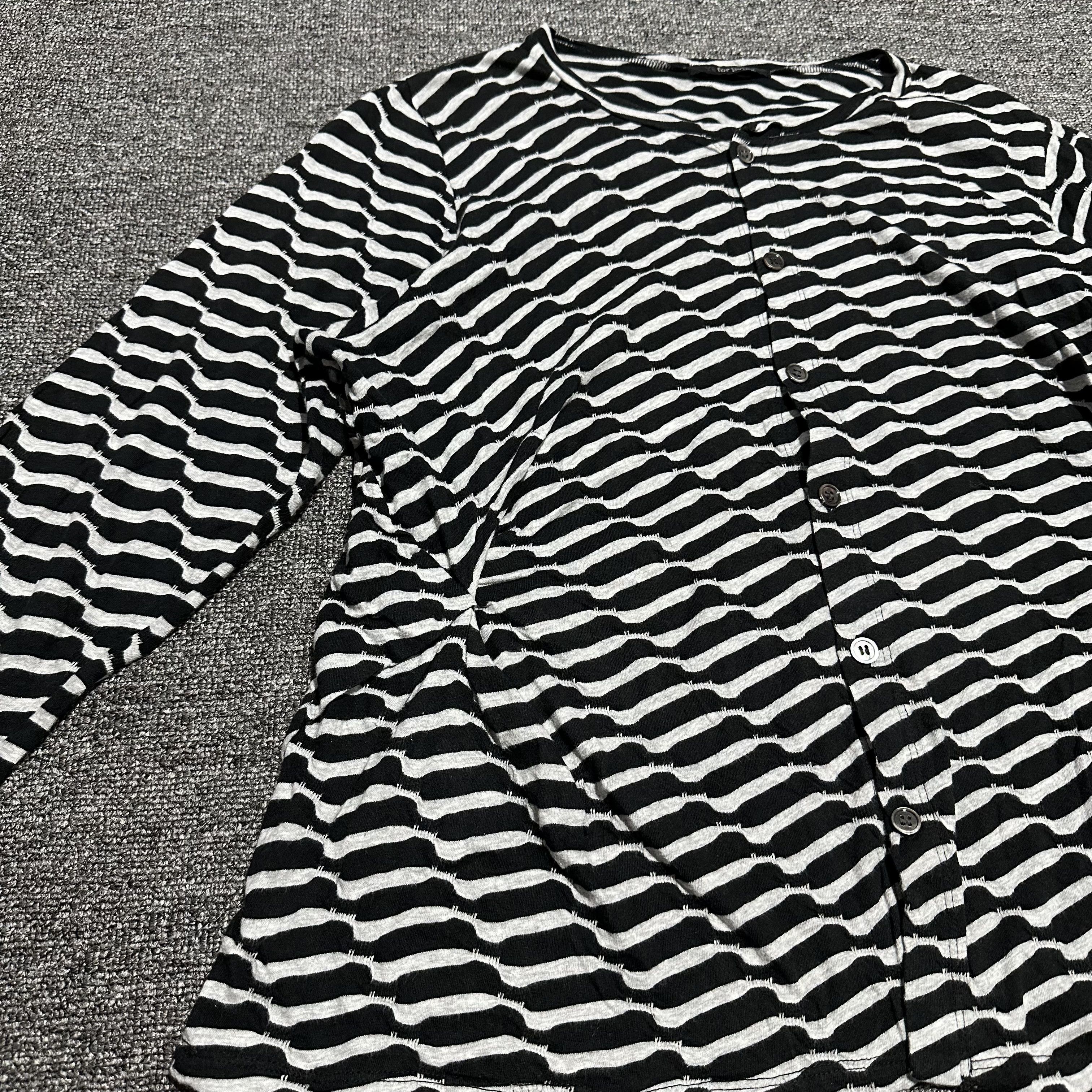 Yohji Yamamoto Yohji Yamamoto Tee Size M / US 6-8 / IT 42-44 - 2 Thumbnail