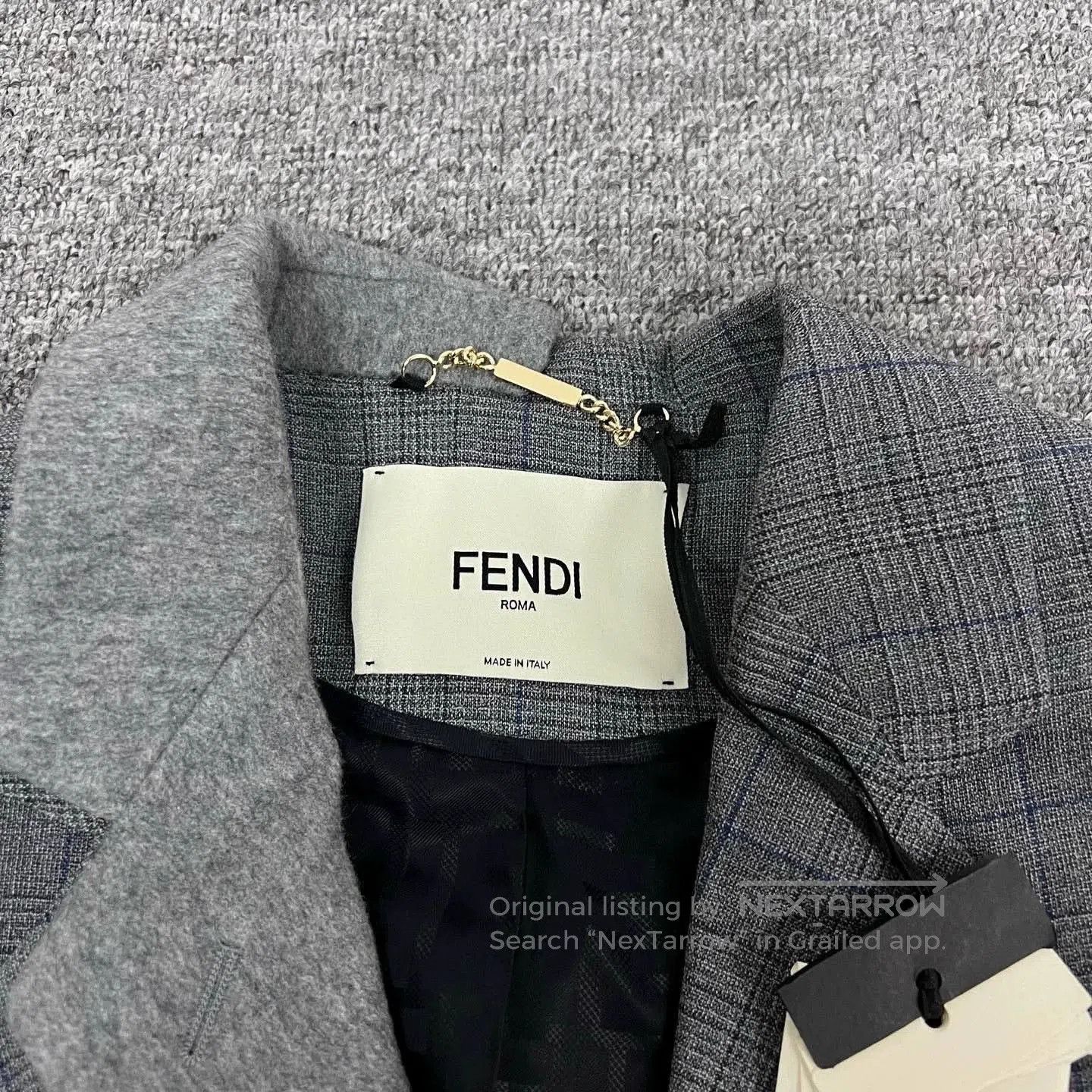 Fendi gray long wool coat with unique collar. Size US M / EU 48-50 / 2 - 7 Thumbnail