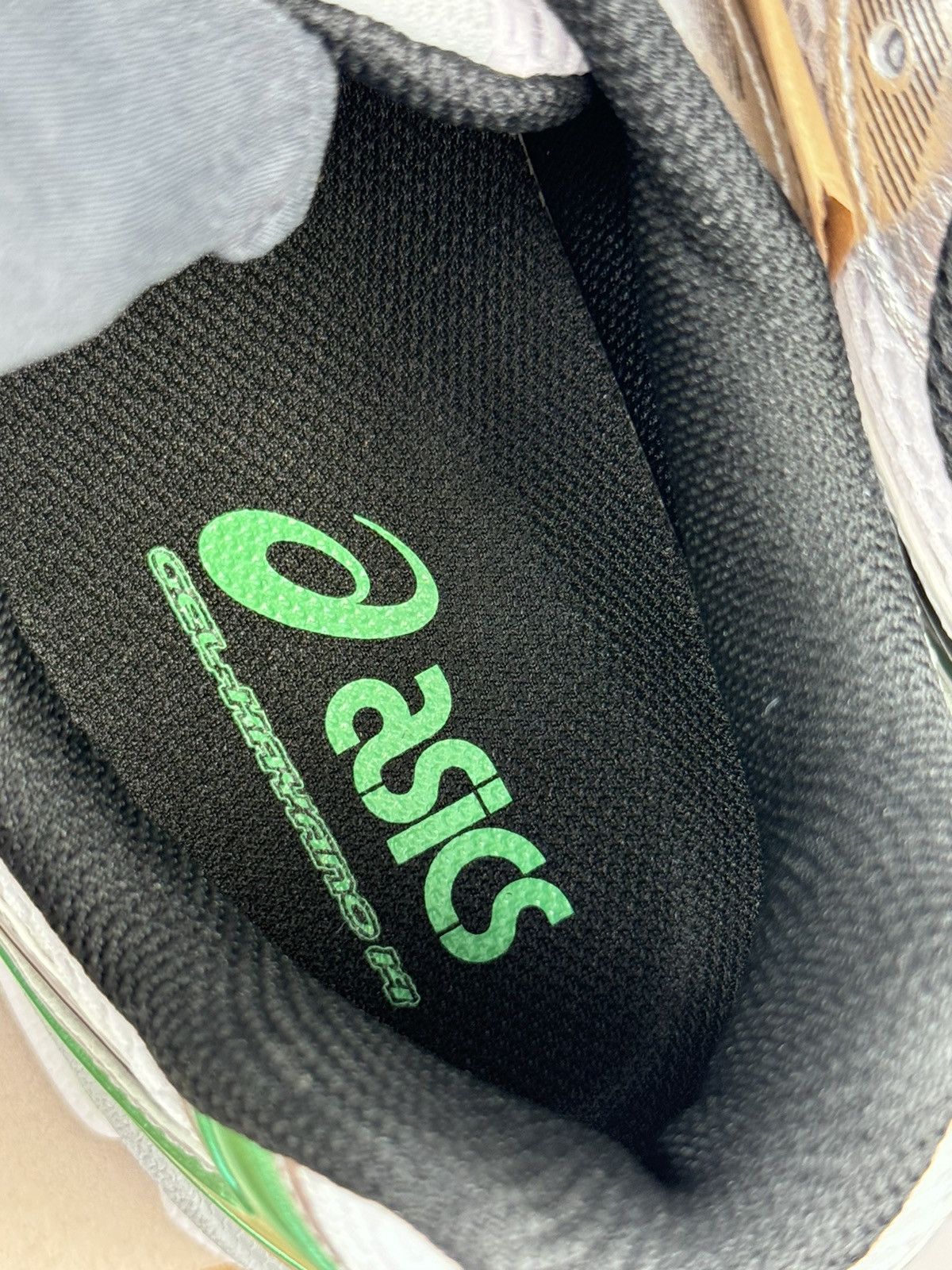 Asics GEL KAYANO 14 SNEAKERS Size US 10.5 / EU 43-44 - 9 Thumbnail