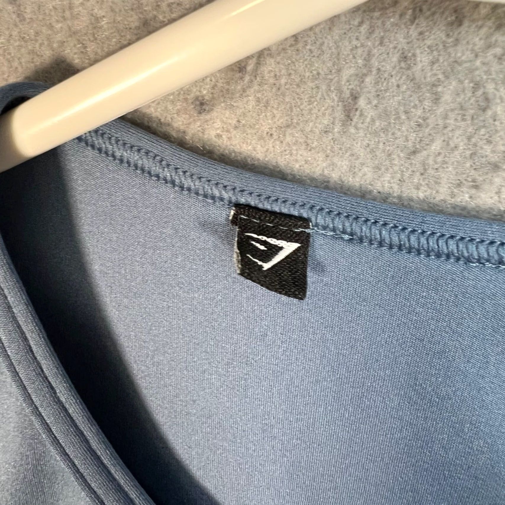 Gymshark Gymshark Womens XS Blue Cropped Short Sleeve Shirt Athletic Gym T-Shirt Sports Top Womens XS Blue Cropped Shirt Size XS / US 0-2 / IT 36-38 - 3 Thumbnail