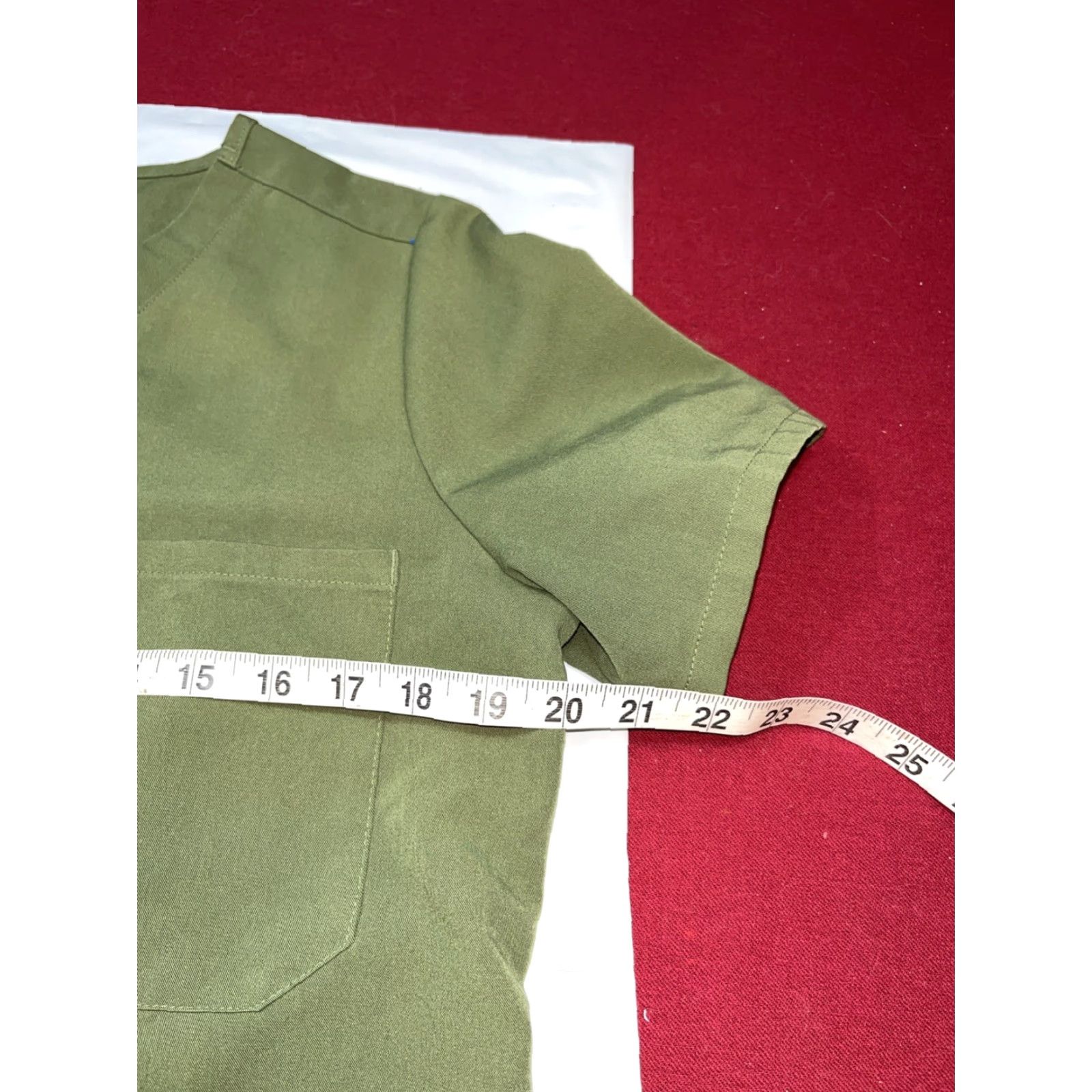 Vintage FIGS Scrubs Top Shirt Womens MEDIUM GREEN V Neck pullover Technical Collection M Size M / US 6-8 / IT 42-44 - 7 Thumbnail