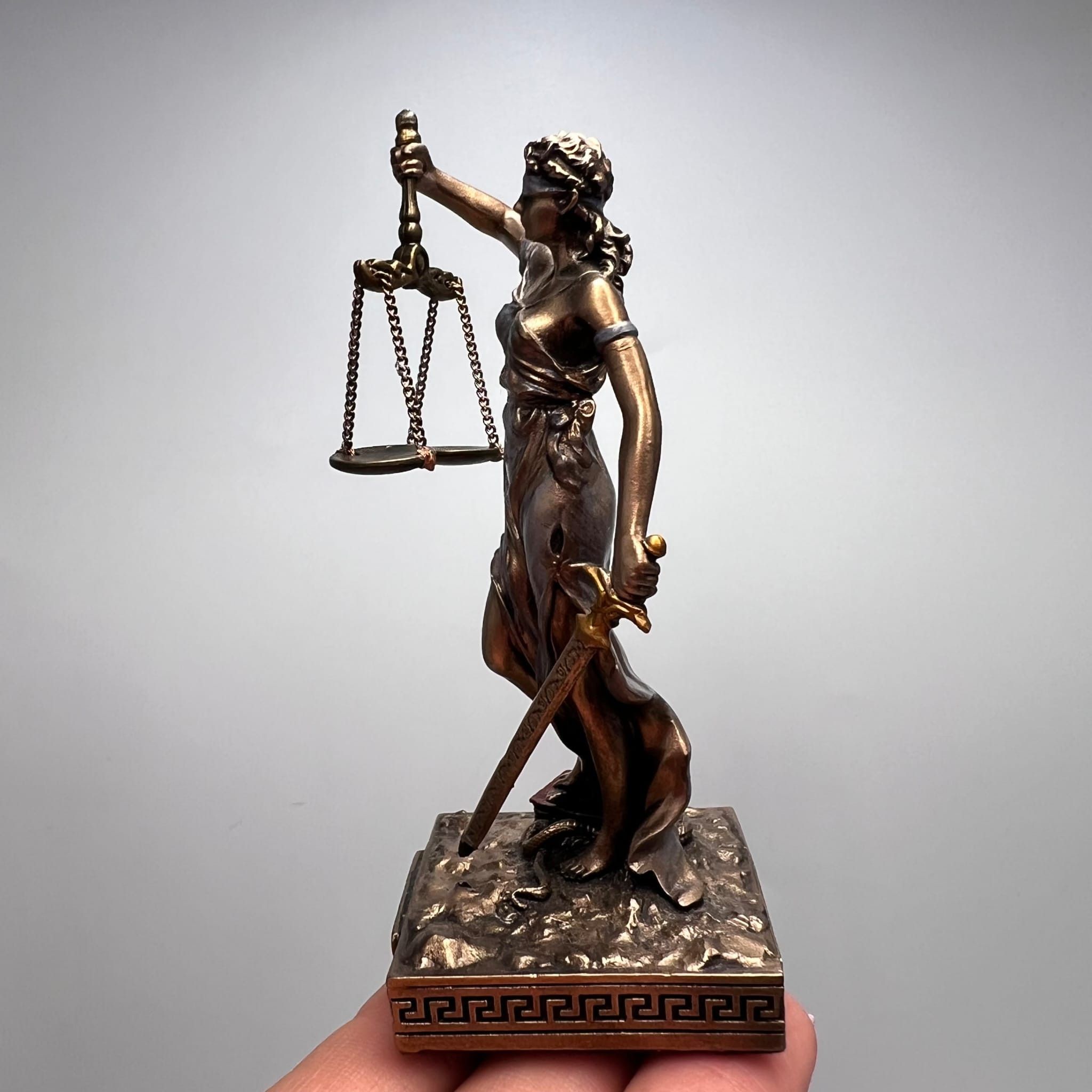 Other Veronese Lady Mini Statue Bronze Finish Figurine 39.38g Size ONE SIZE - 9 Thumbnail