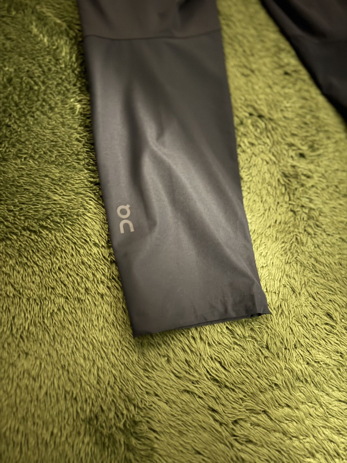 On [L] On Running Explorer Technical Pants Black Size US 34 / EU 50 - 13 Thumbnail
