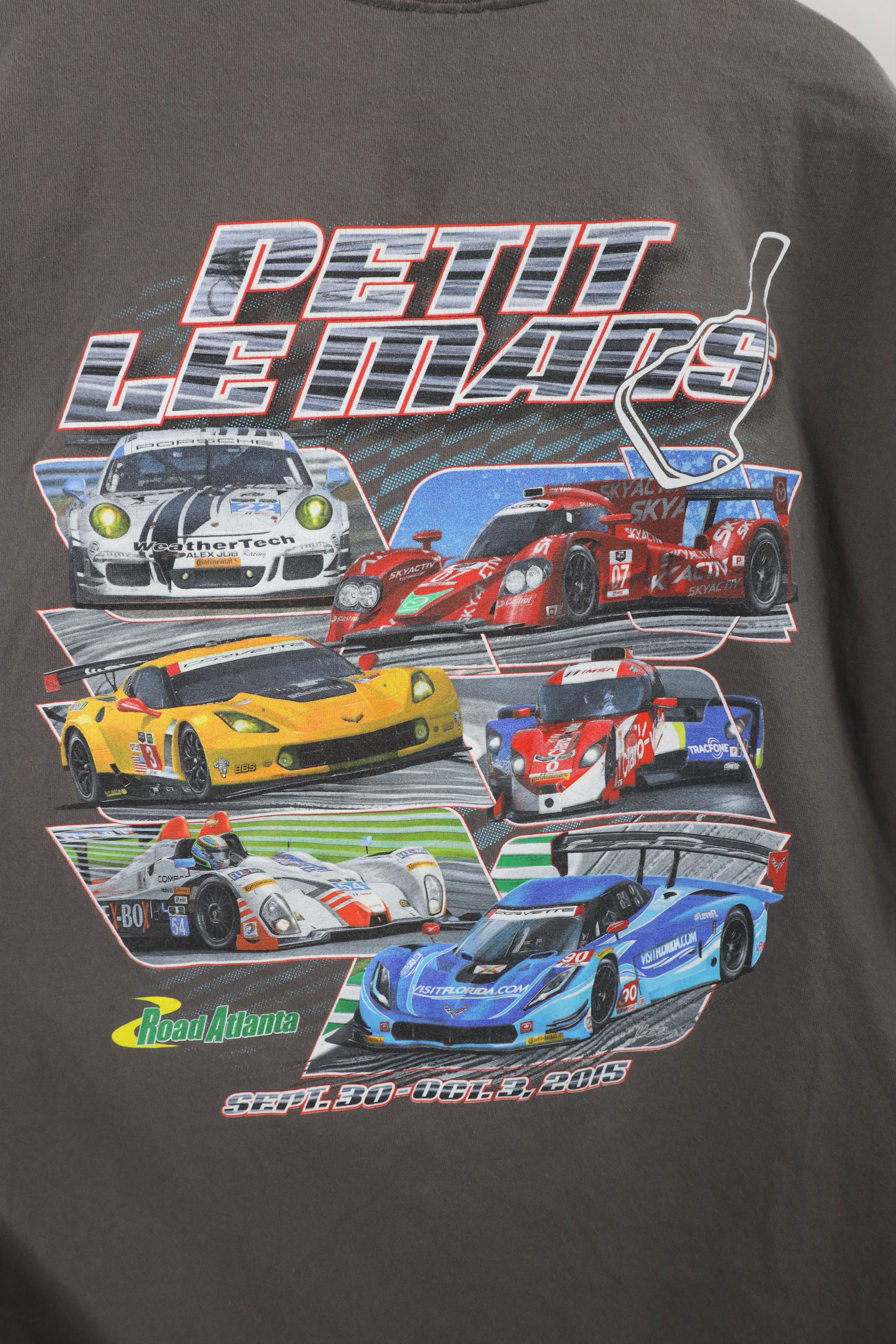 Vintage Vintage 2015 Petit Le Mans Endurance Car Racing T-Shirt Gray Size US XXL / EU 58 / 5 - 9 Thumbnail