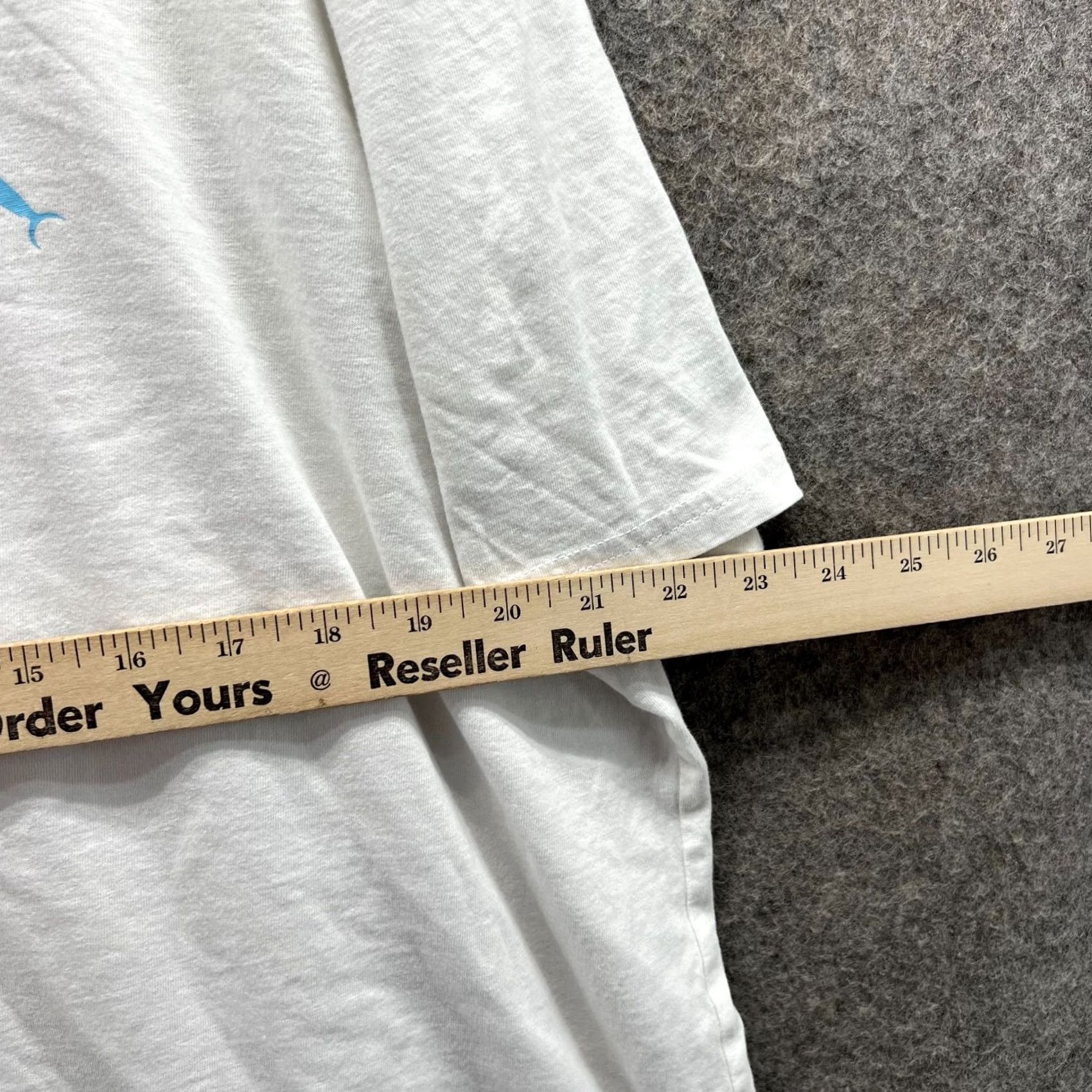 Tommy Bahama VINTAGE Tommy Bahama Shirt Men XL White Crewneck Hawaiian Tiki Colada Cotton Tee Size US XXL / EU 58 / 5 - 5 Thumbnail