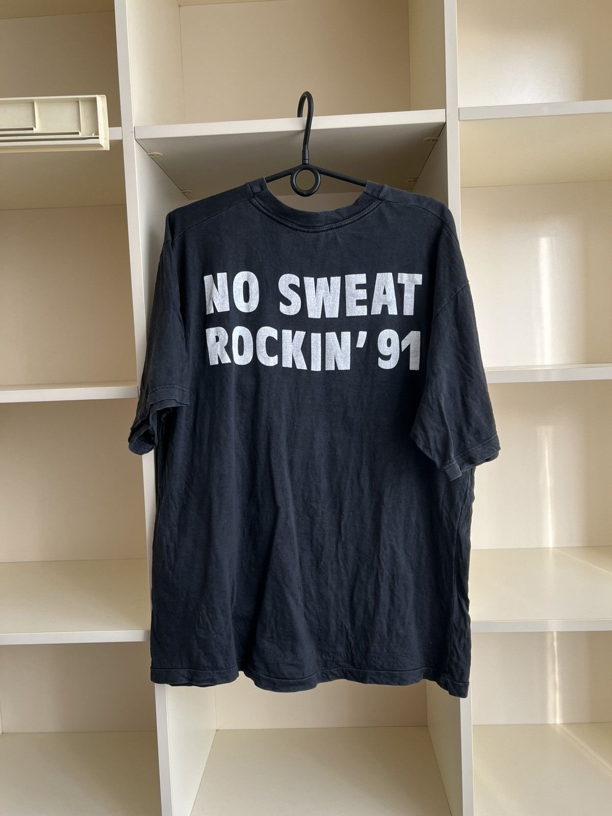Band Tees Vintage 1991 No Sweat Band Tee Rock T-Shirt RARE Size US XL / EU 56 / 4 - 2 Thumbnail