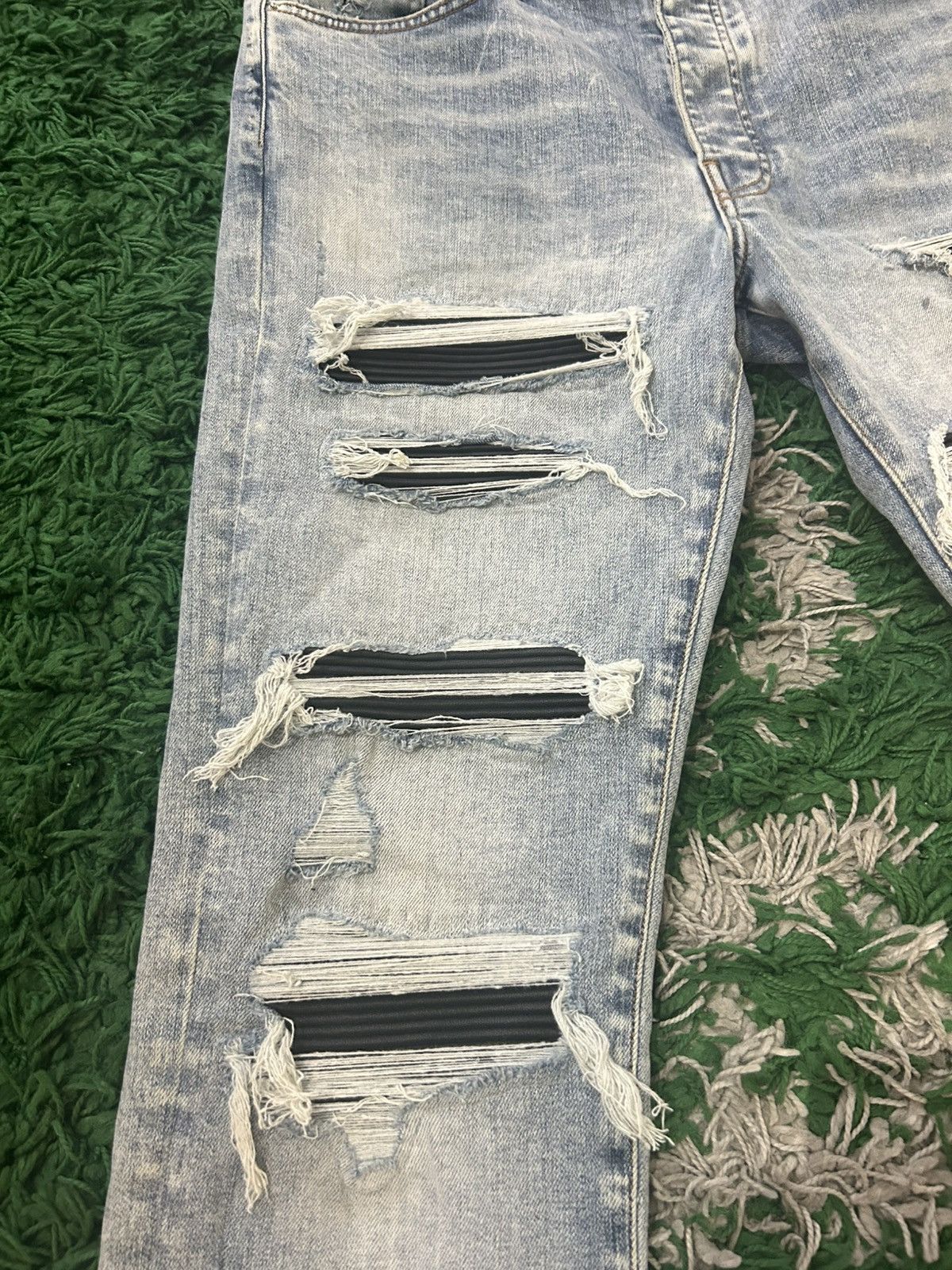 Amiri Amiri Thrasher Black Patch Jeans Size US 34 / EU 50 - 3 Thumbnail