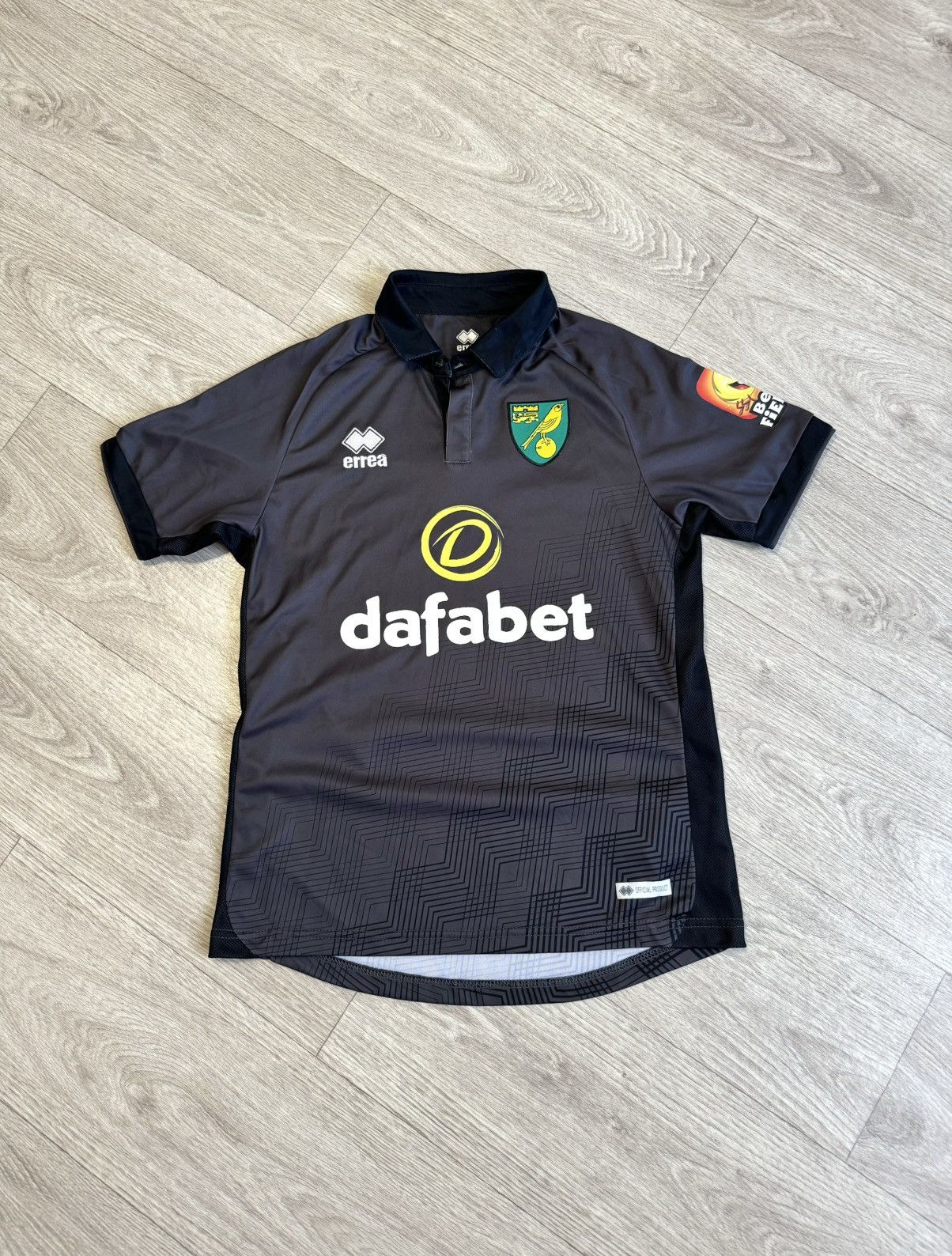Other 🔷Errea Norwich City 2019/20 Soccer jersey🔷 Size US S / EU 44-46 / 1 - 1 Thumbnail