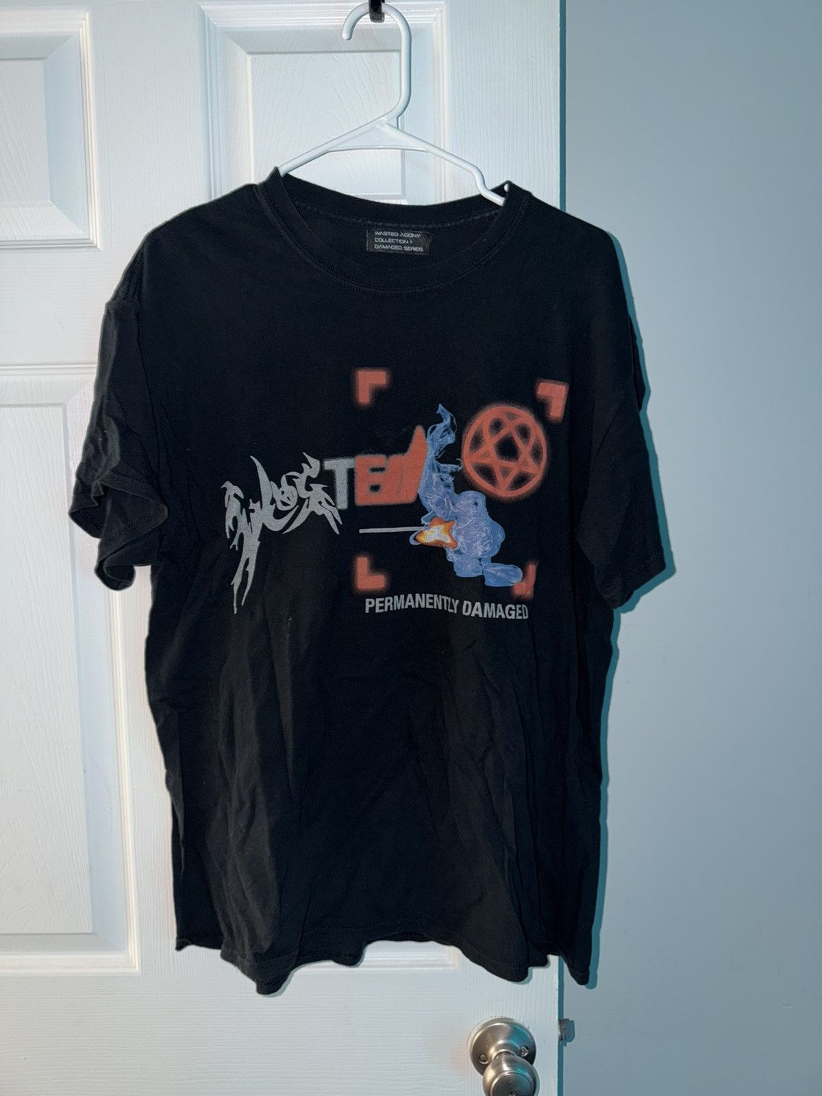 Other permanently damaged shirt Size US L / EU 52-54 / 3 - 1 Thumbnail