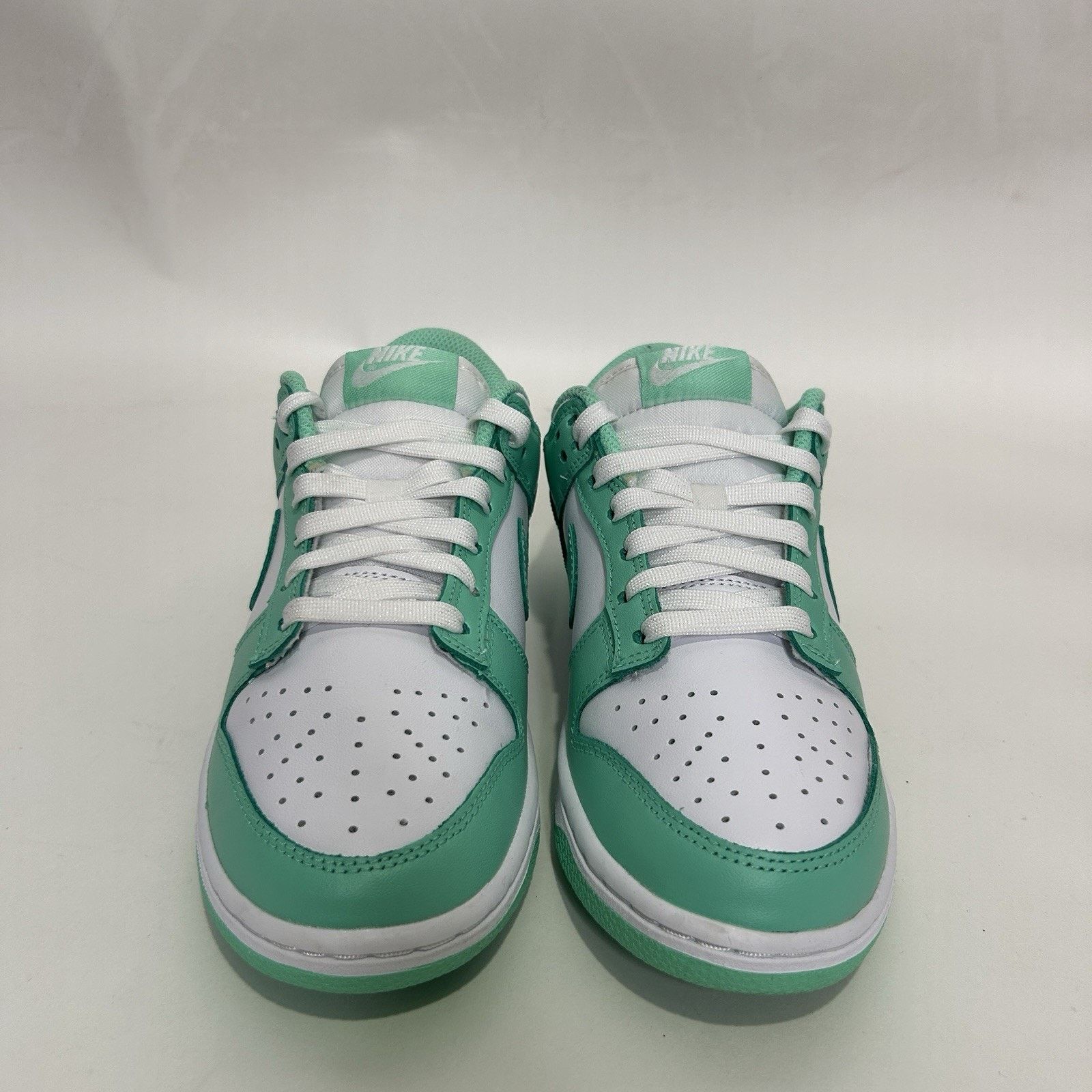 Nike Nike Dunk Low WMNS “Green Glow” 2021 Size US 6.5 / IT 36.5 - 2 Thumbnail