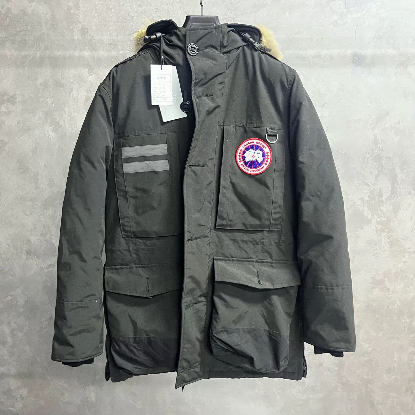 Canada Goose Canada Goose Thermal Graphic Black Heavy Coat m Men Size US M / EU 48-50 / 2 - 1 Thumbnail
