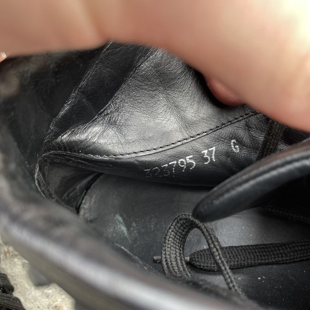 Gucci Vintage Gucci Spike Studded Leather Sneakers Black 37 Size US 7 / IT 37 - 12 Thumbnail