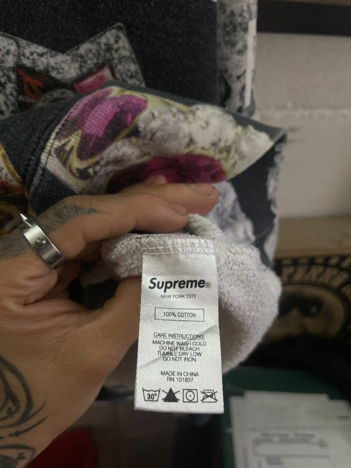 Supreme Supreme jewels fw18 Size US L / EU 52-54 / 3 - 4 Thumbnail