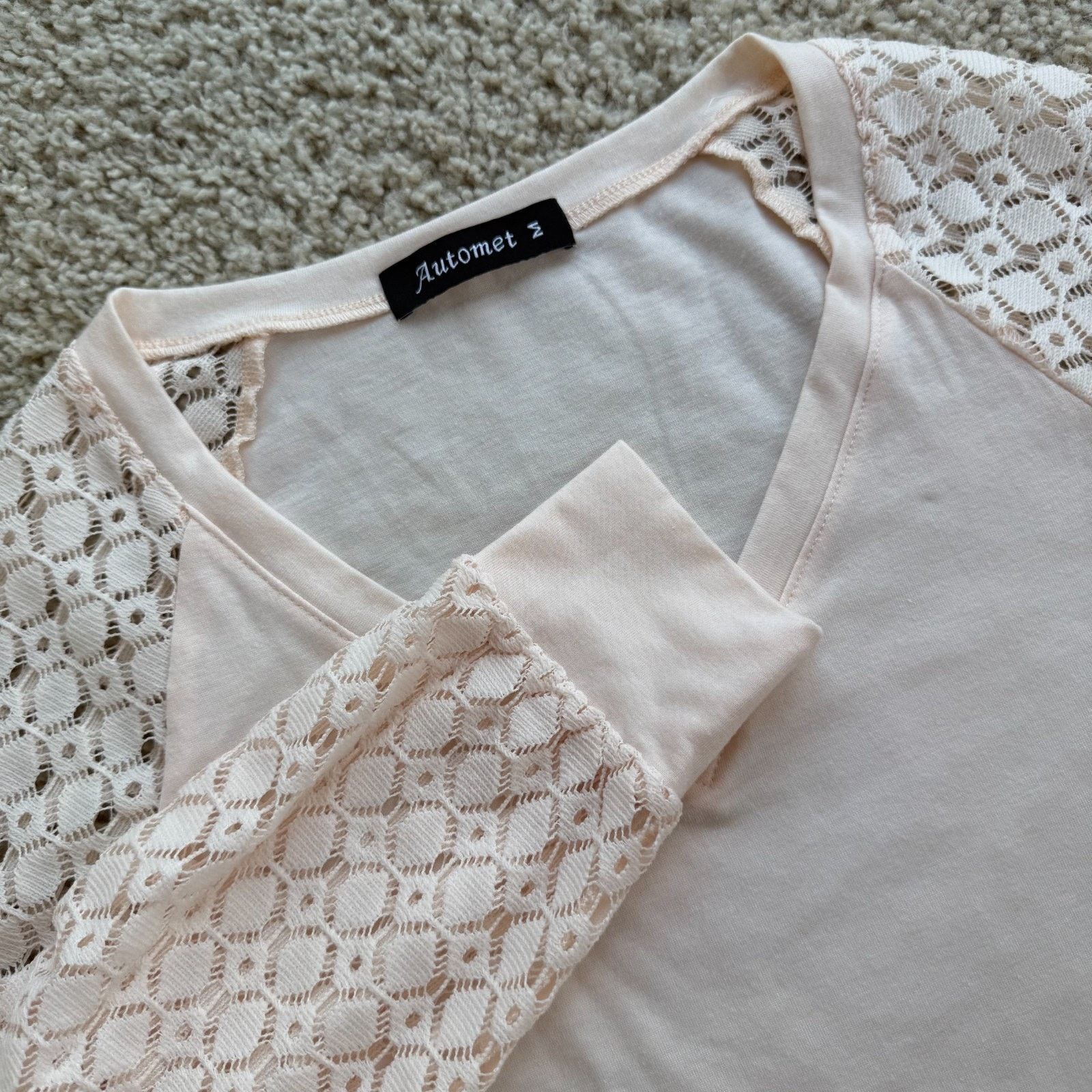 Other Crochet Lace Long Sleeve Blouse V Neck Pink M Coquette Size M / US 6-8 / IT 42-44 - 2 Thumbnail