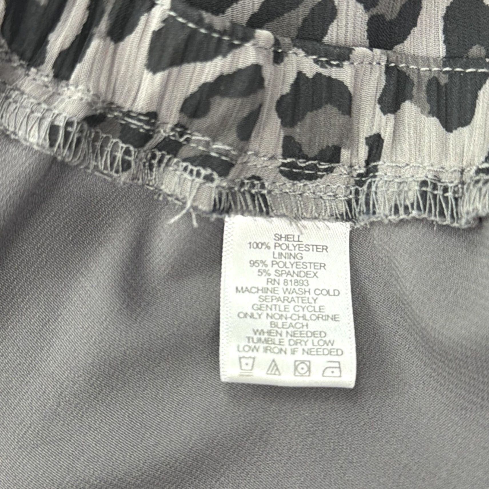 Isaac Mizrahi Isaac Mizrahi Live Skirt Womens XL Gray Black Leopard Print Chiffon Lined Size 40" / US 18 - 6 Thumbnail