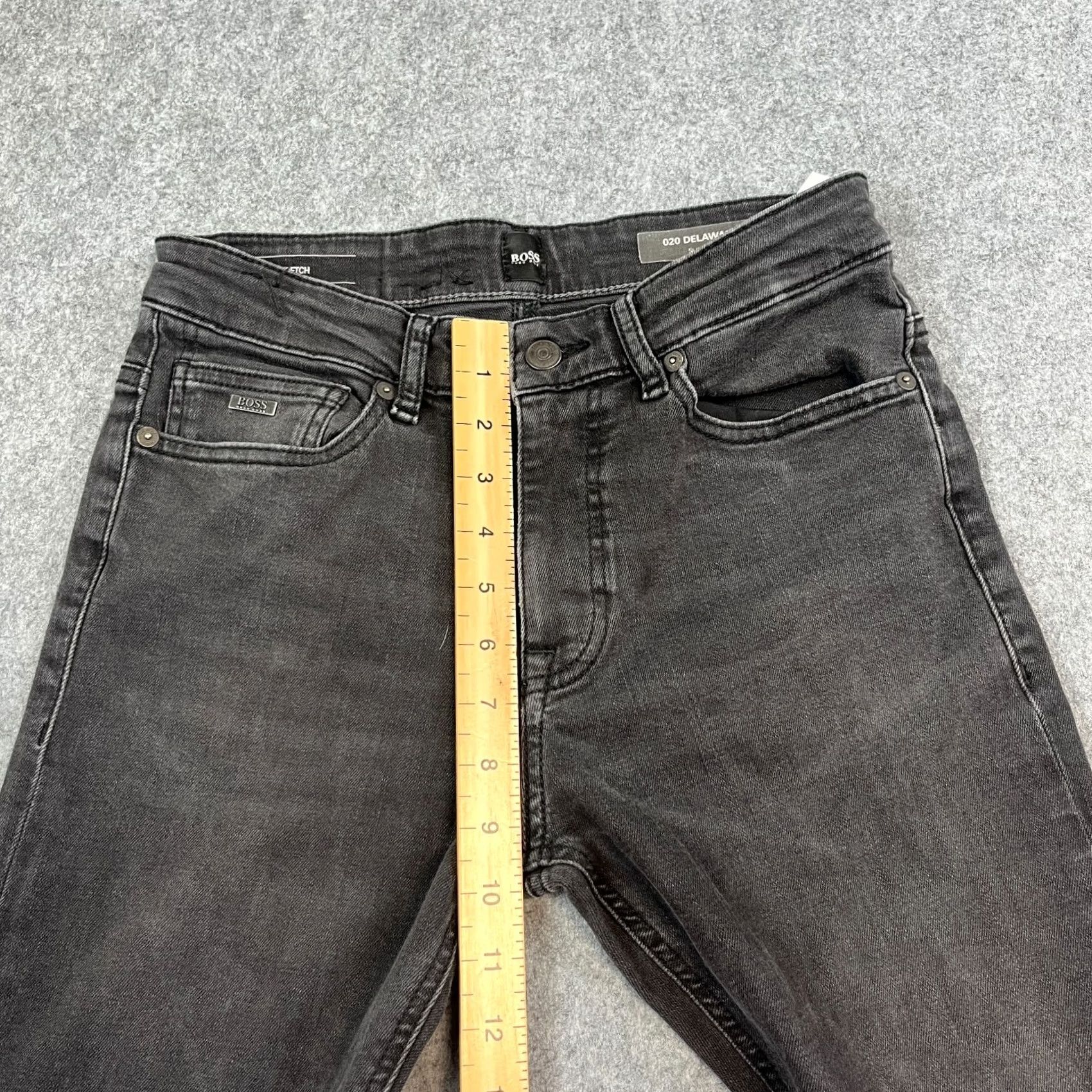 Hugo Boss HUGO BOSS Jeans Slim Delaware 28/30 Dark Wash Grey Stretch Denim Men Jeans Slim 5-Pocket Logo Waist 28in Inside Leg 30in Size US 28 / EU 44 - 5 Thumbnail