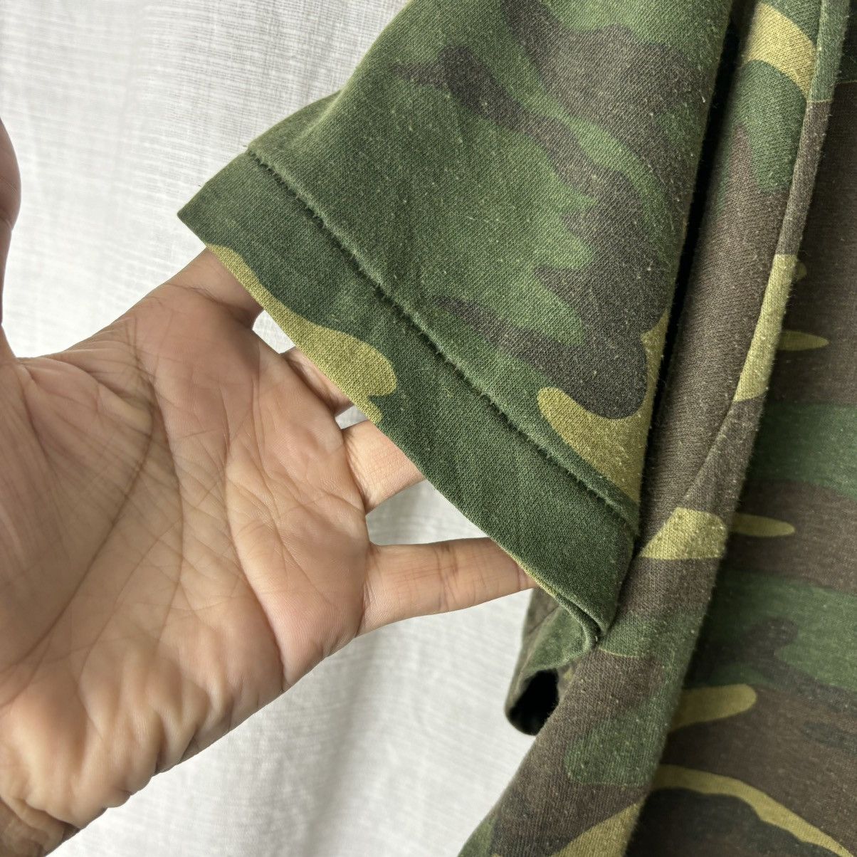 Vintage VINTAGE CAMO T-SHIRT Size US XL / EU 56 / 4 - 3 Thumbnail
