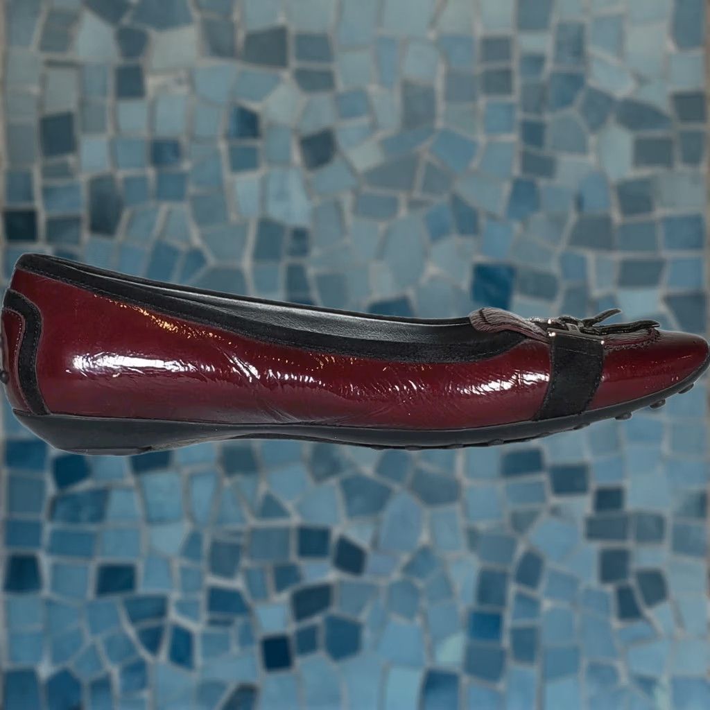 Vintage TOD’S Burgundy Patent Leather Black Suede Driving Moc Sole Flats Women's US 10 Size US 10 / IT 40 - 1 Thumbnail