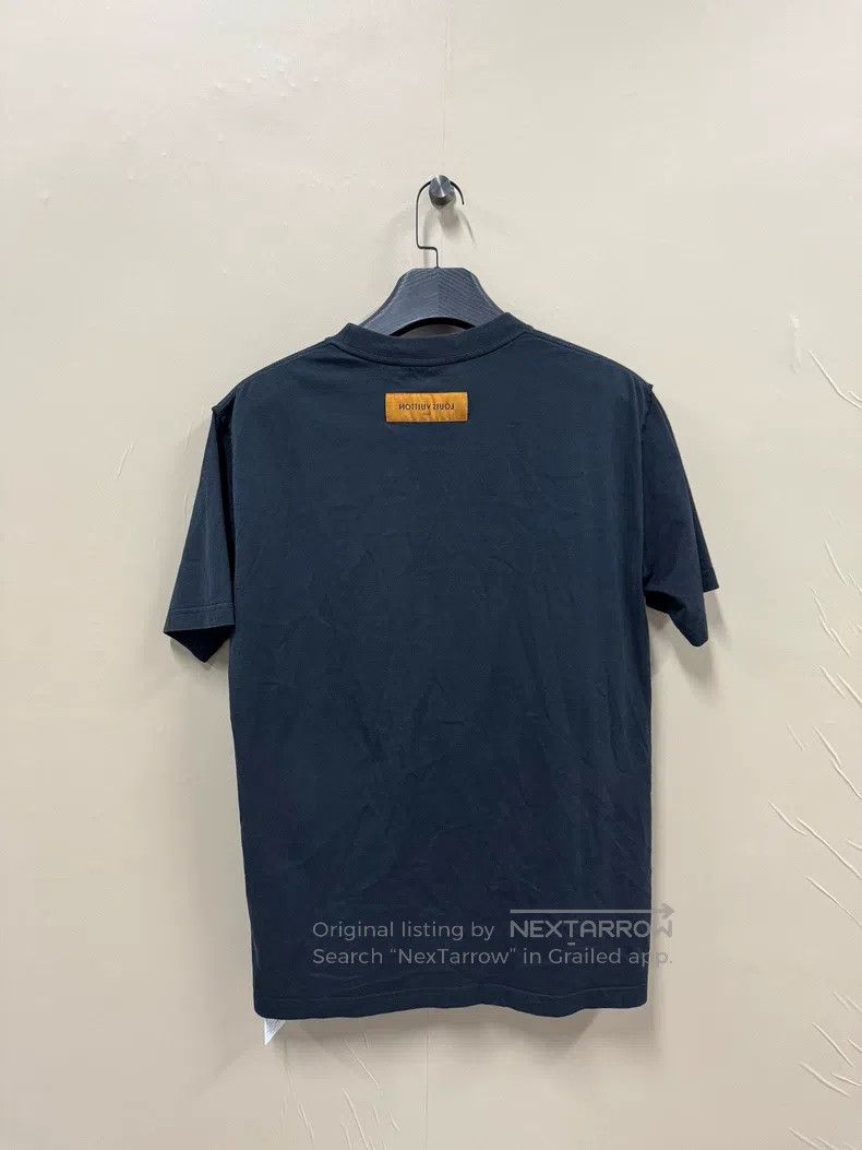 Louis Vuitton Louis Vuitton Chest embossed logo short sleeve Size US XL / EU 56 / 4 - 2 Thumbnail