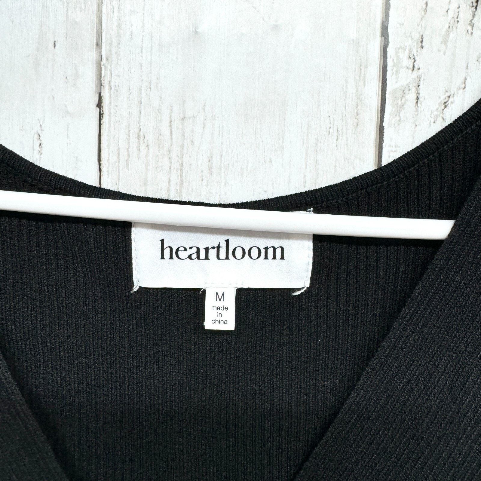 Heartloom Heartloom Dress Medium Black Ribbed Vneck Sleeveless Midi Size M / US 6-8 / IT 42-44 - 4 Thumbnail