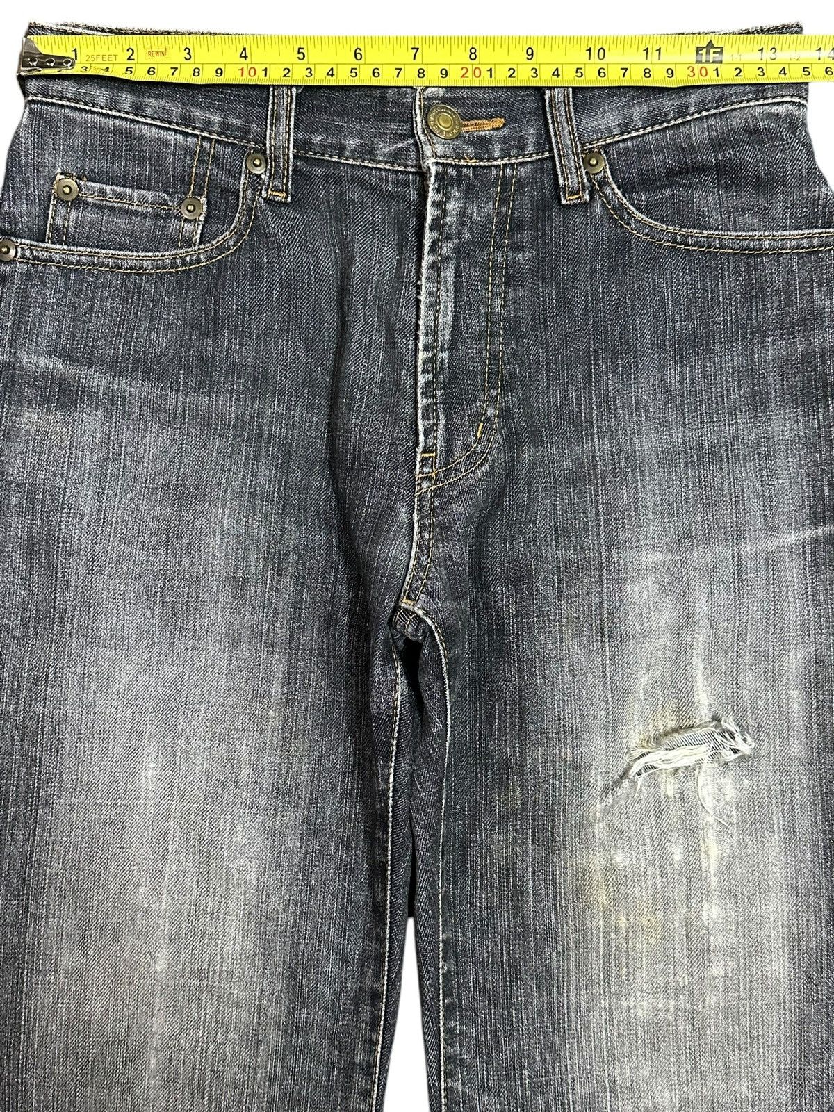 Uniqlo Vintage Japanese Uniqlo Faded Wash Distress Bootcut Jeans Size 27" / US 4 / IT 40 - 11 Thumbnail