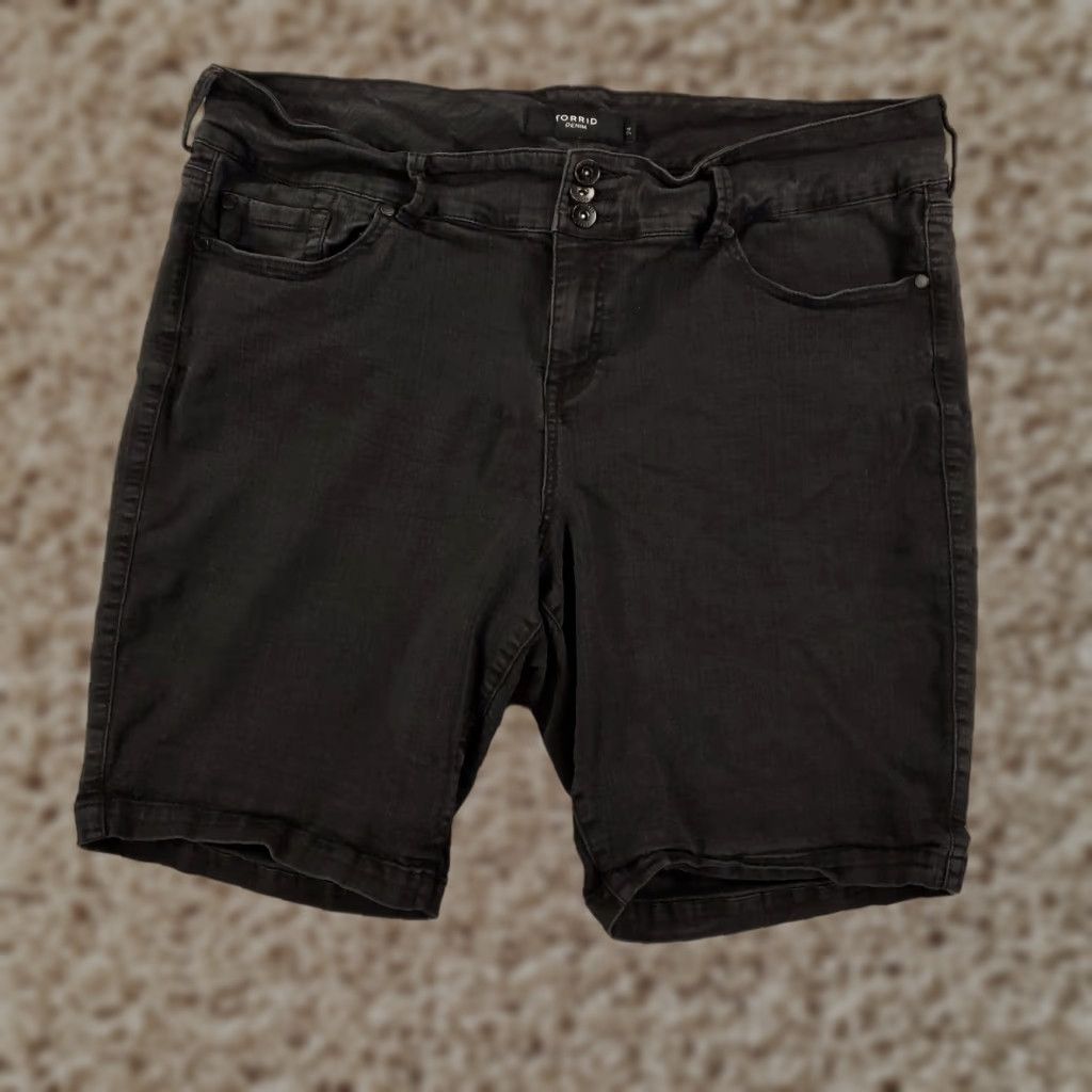 Torrid Torrid Denim Shorts Womens 24 Black Jorts Stretch Flex 42x10 Dark Wash Size 42" / US 20 - 1 Thumbnail