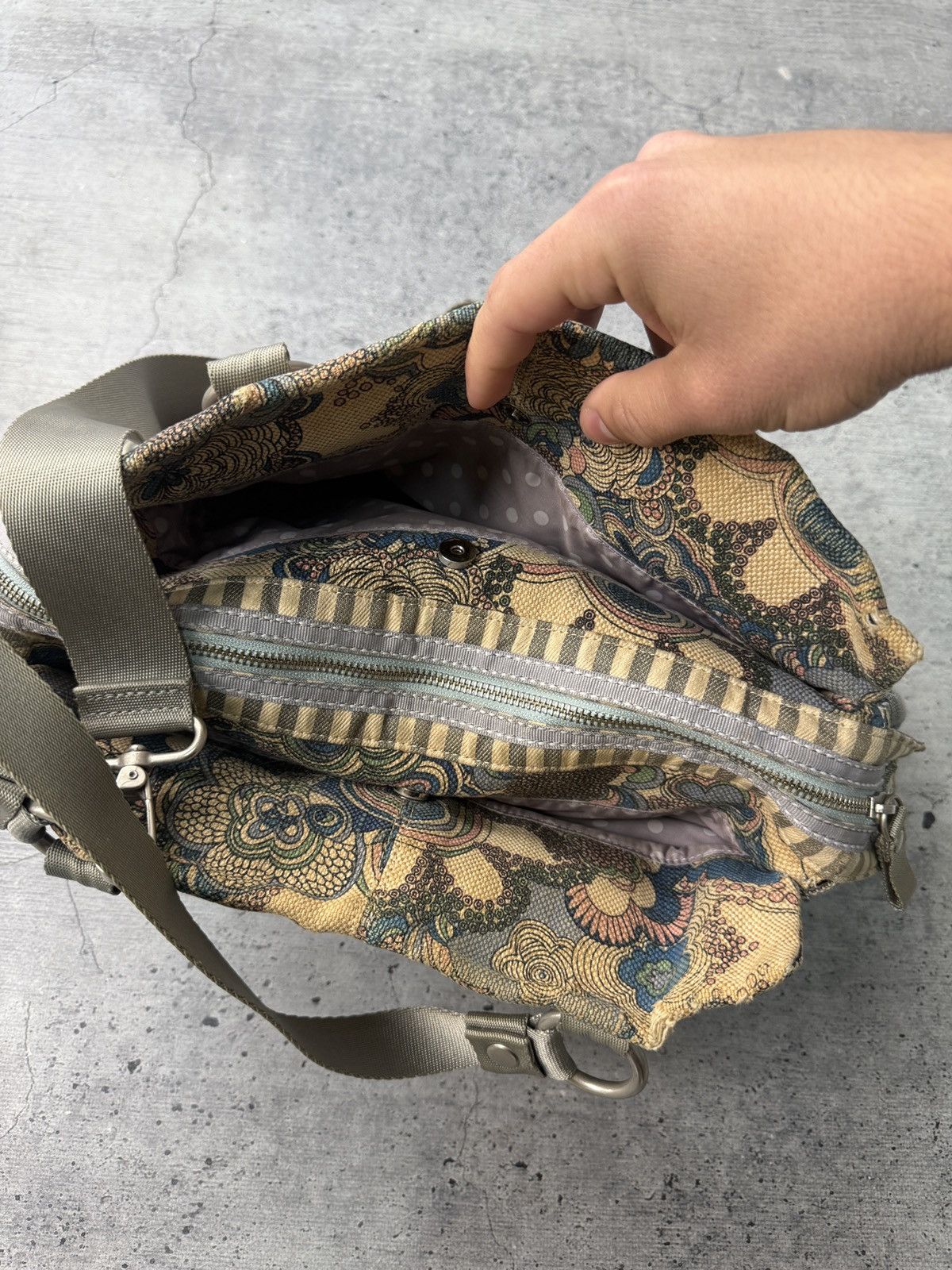 George Gina & Lucy George Gina & Lucy GGL “Bag Habits” Y2K Opium Shoulder Bag Size ONE SIZE - 6 Thumbnail