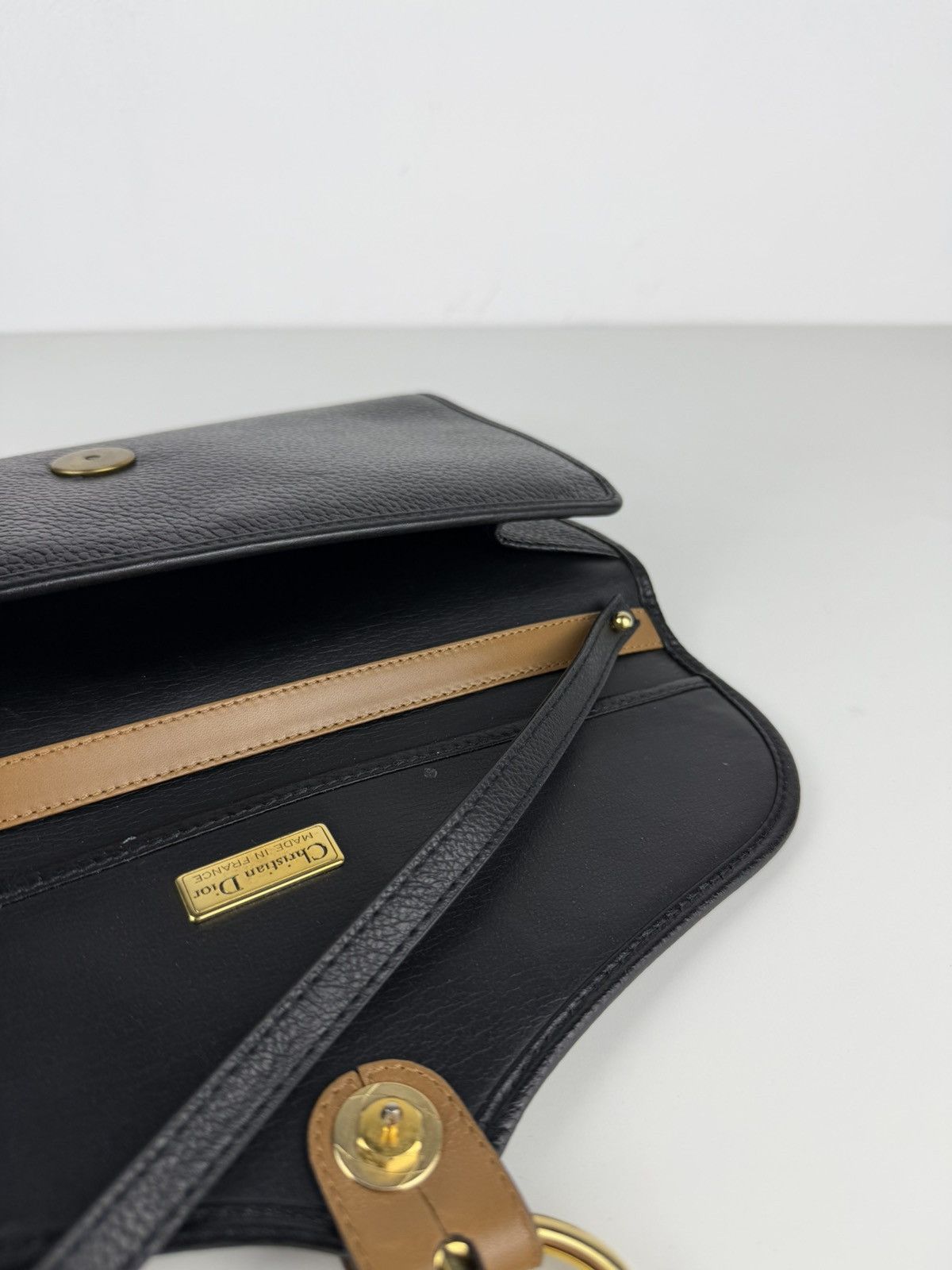 Dior Vintage 80s Dior leather shoulder/ crossbody bag Size ONE SIZE - 16 Thumbnail