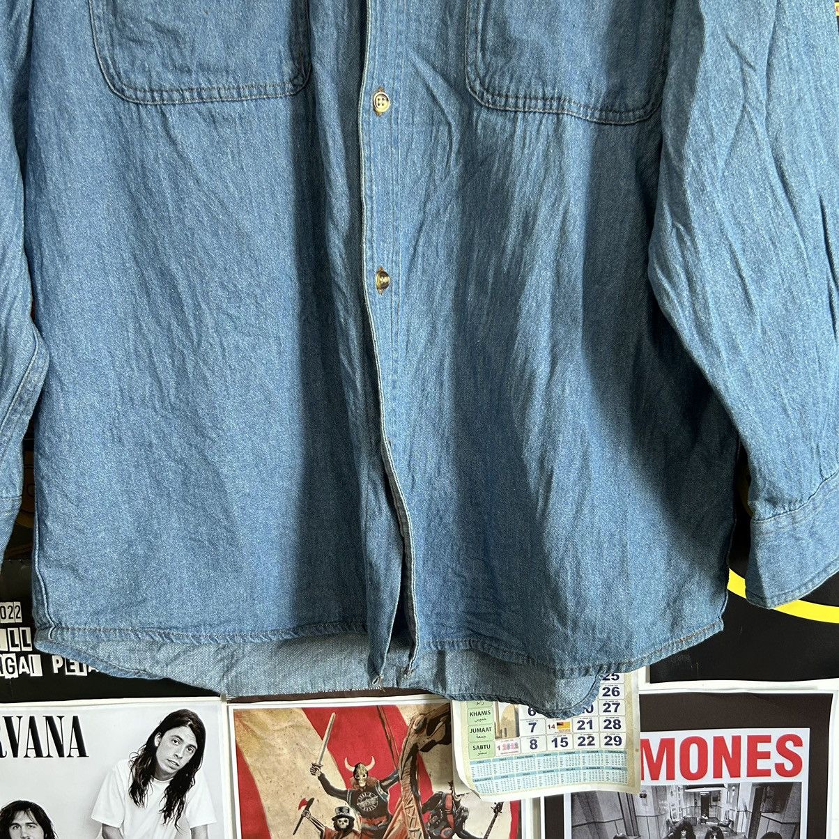 Vintage Vintage Migrant Button Down Denim Shirt Size US L / EU 52-54 / 3 - 4 Thumbnail