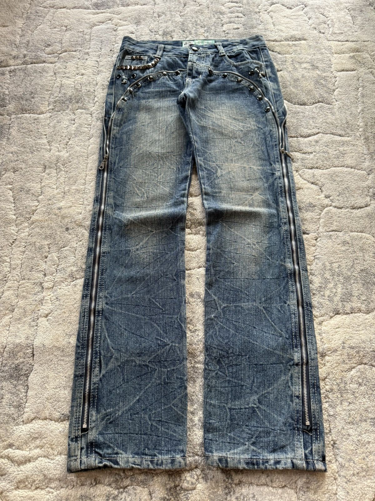 Le Grande Bleu (L.G.B.) T.S.H.H Japan Avant Garde Studded Zipper Denim Jeans Size US 28 / EU 44 - 1 Thumbnail