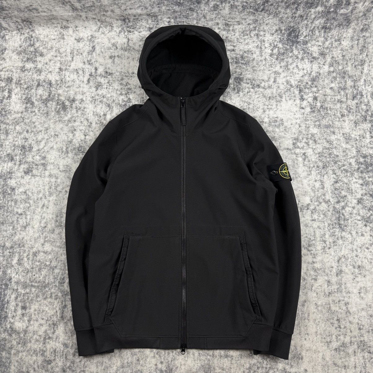 Stone Island Stone Island Soft Shell-R Hooded ʼBlack’ Jacket Size US S / EU 44-46 / 1 - 1 Thumbnail