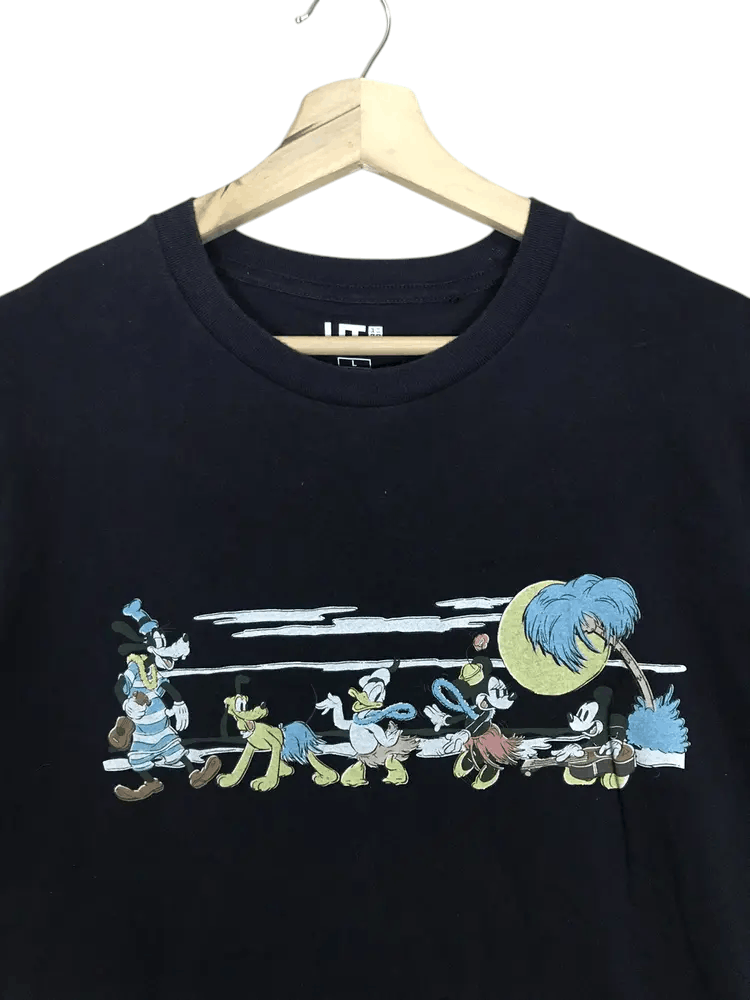 Disney Uniqlo X Disney Tshirts Size US L / EU 52-54 / 3 - 3 Thumbnail