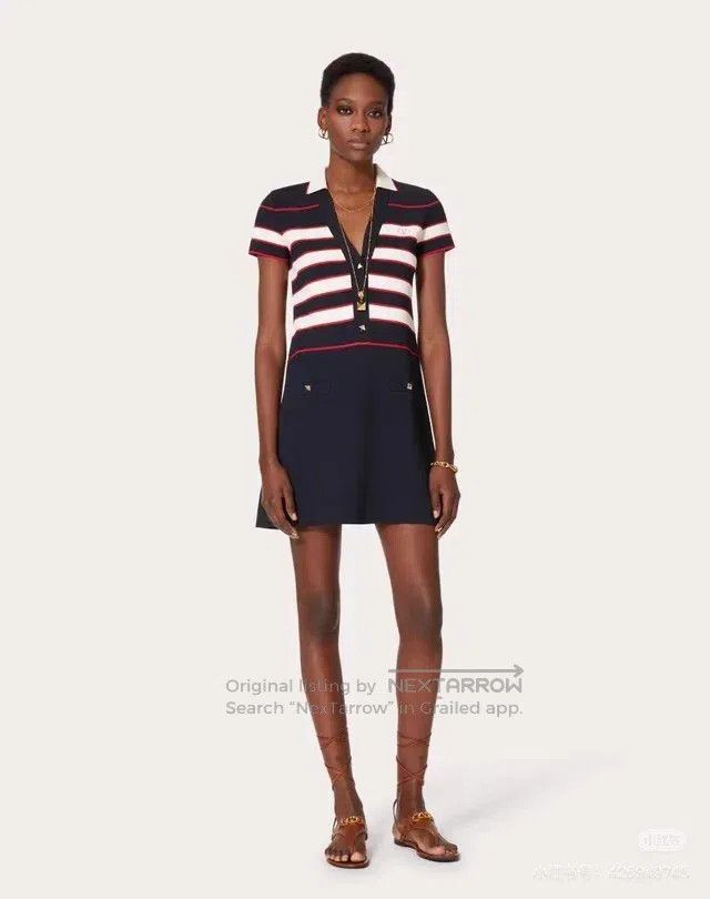 Valentino Valentino knitted dresses Size S / US 4 / IT 40 - 2 Thumbnail