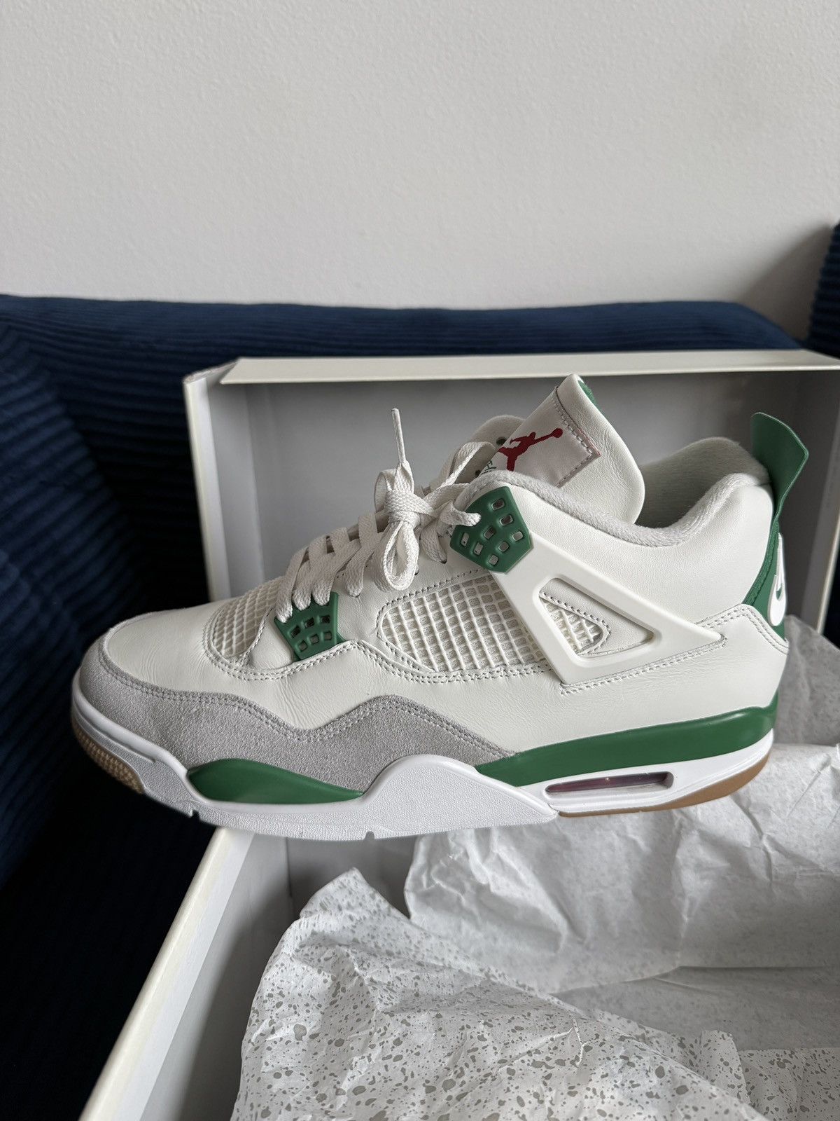 Jordan Brand Jordan x Nike SB Pine Green 4s Size US 12 / EU 45 - 1 Thumbnail