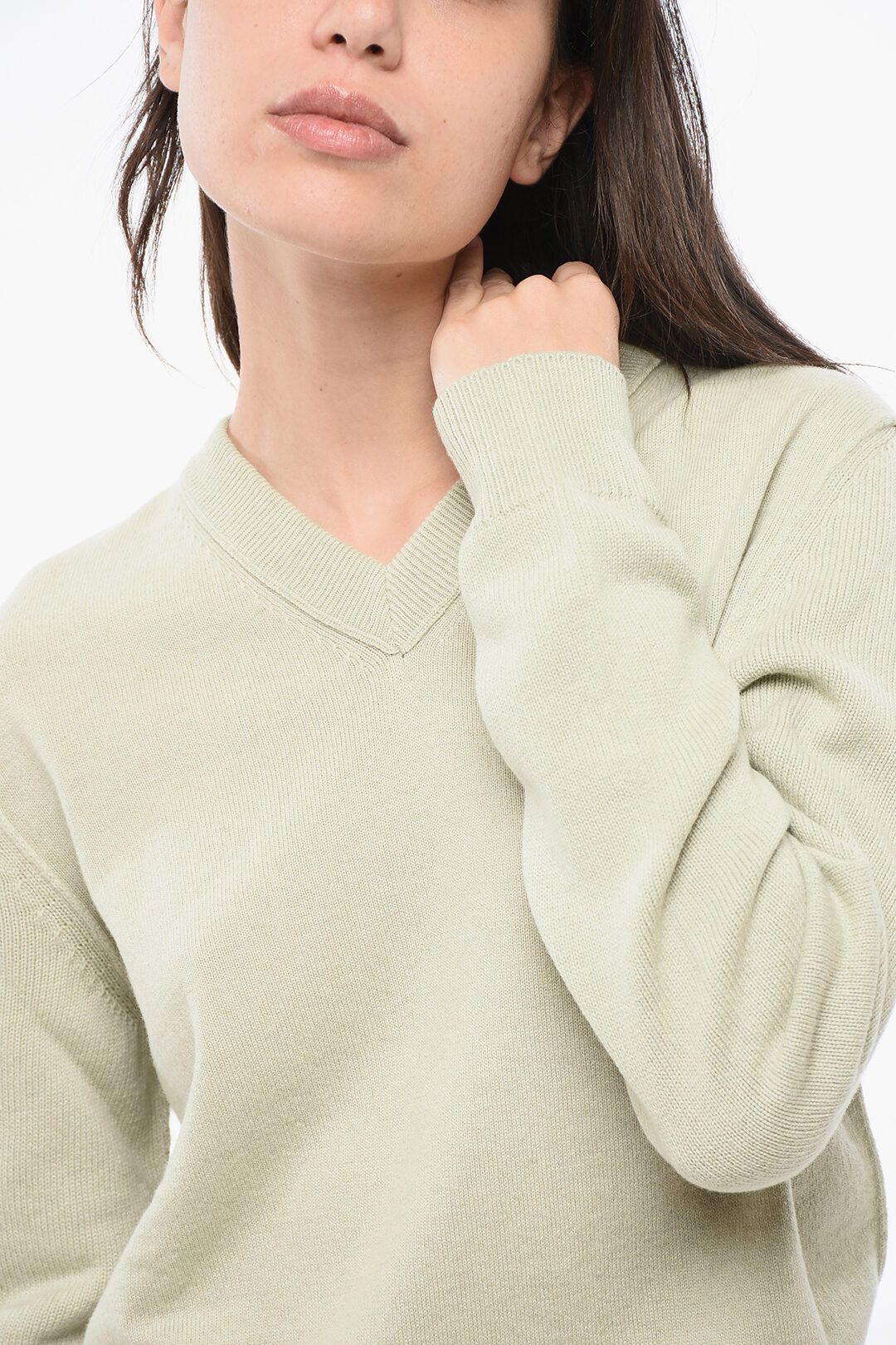 Maison Margiela og1mm0825 Cashmere V-neck Sweater in Light Green Size M / US 6-8 / IT 42-44 - 3 Thumbnail