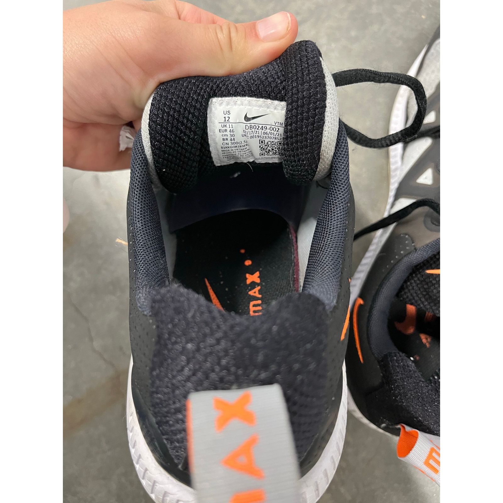 Nike Size 12 - Nike Air Max Genome Grey/Orange men’s Size US 12 / EU 45 - 7 Thumbnail