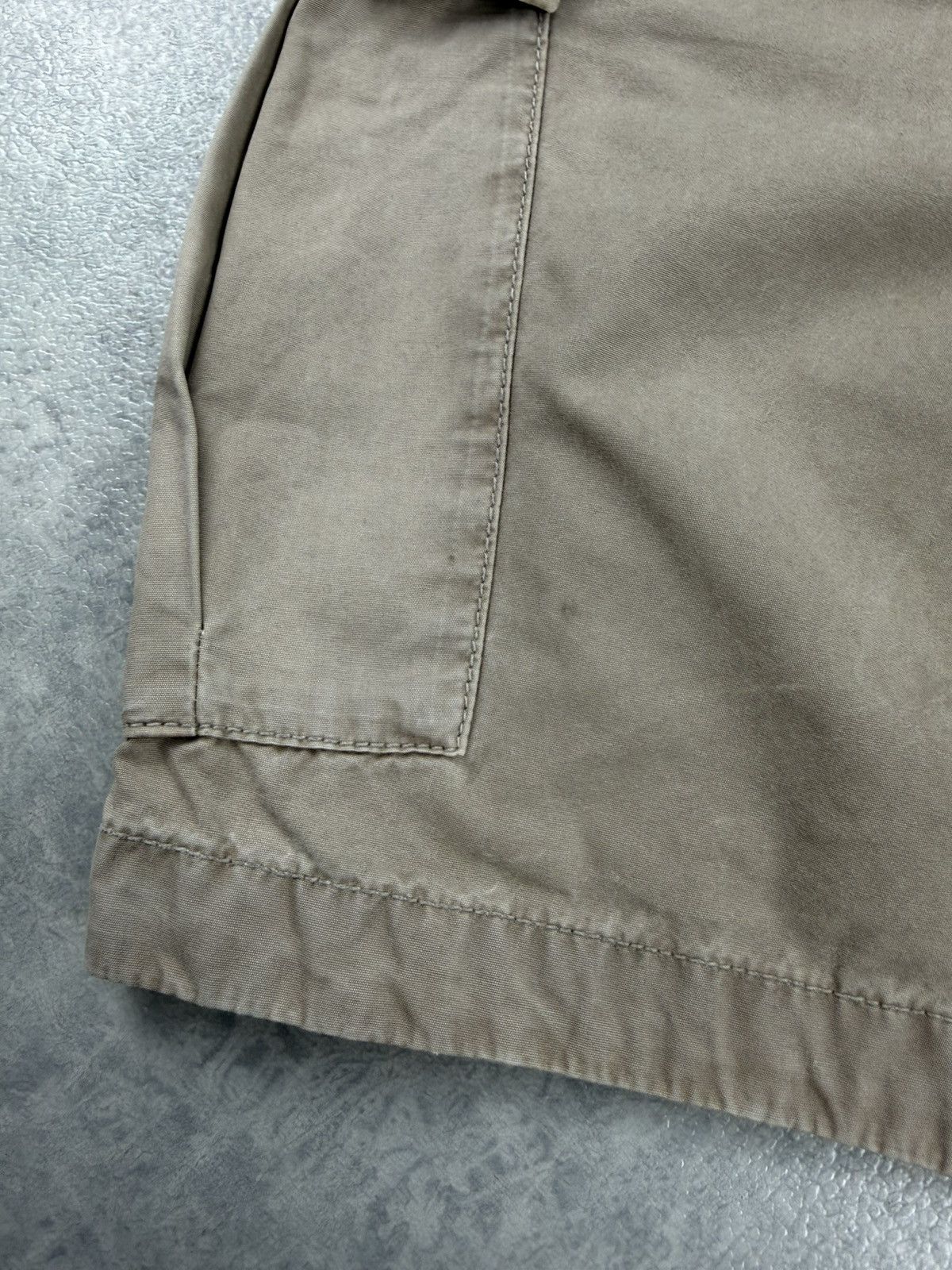 Stone Island Stone Island Cargo Shorts Beige Size W30 Size US 30 / EU 46 - 20 Thumbnail
