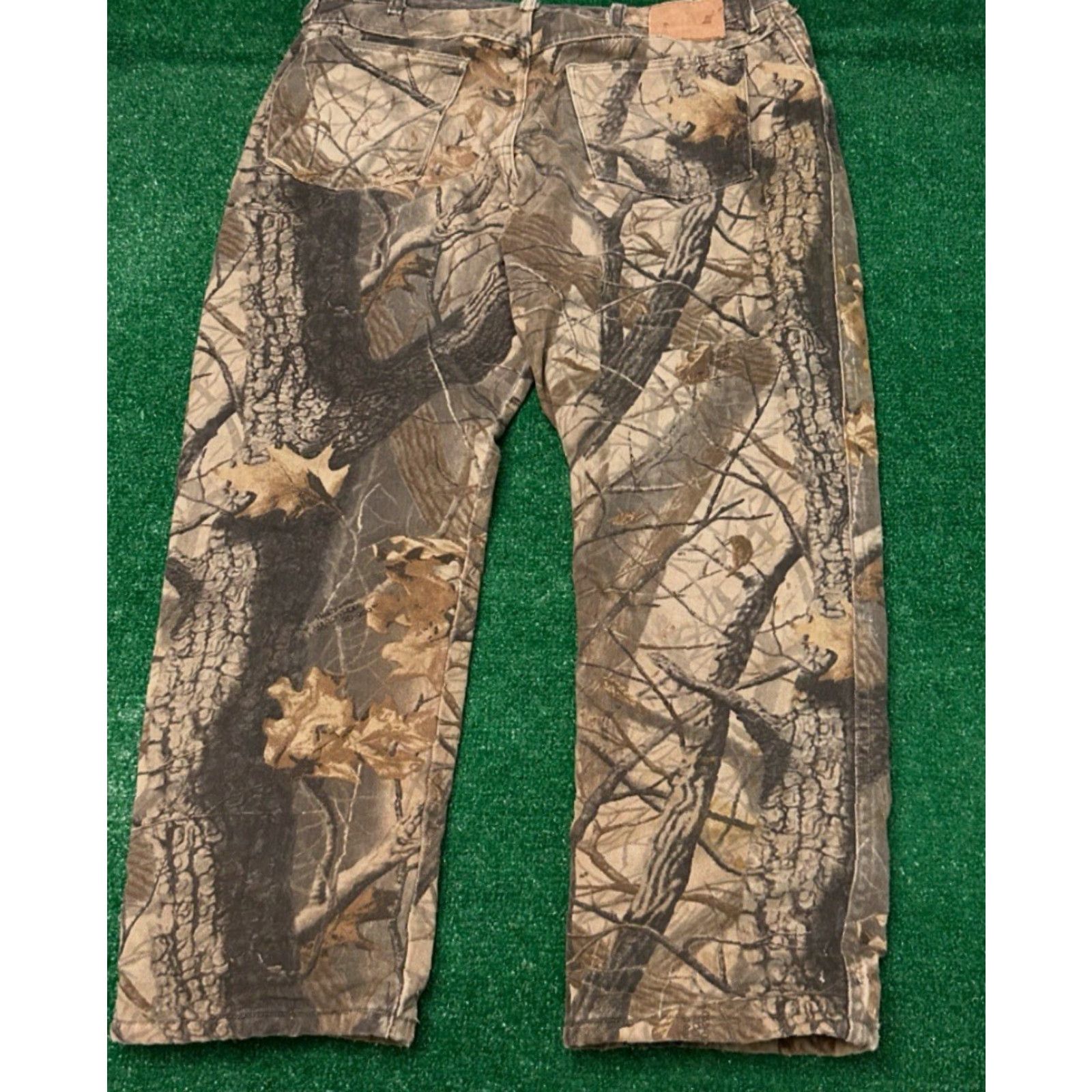 Wrangler VINTAGE Wrangler RealTree Camo Hunter Jeans Real Tree 38x30 Lined Relaxed Mens Pants Size US 38 / EU 54 - 7 Thumbnail