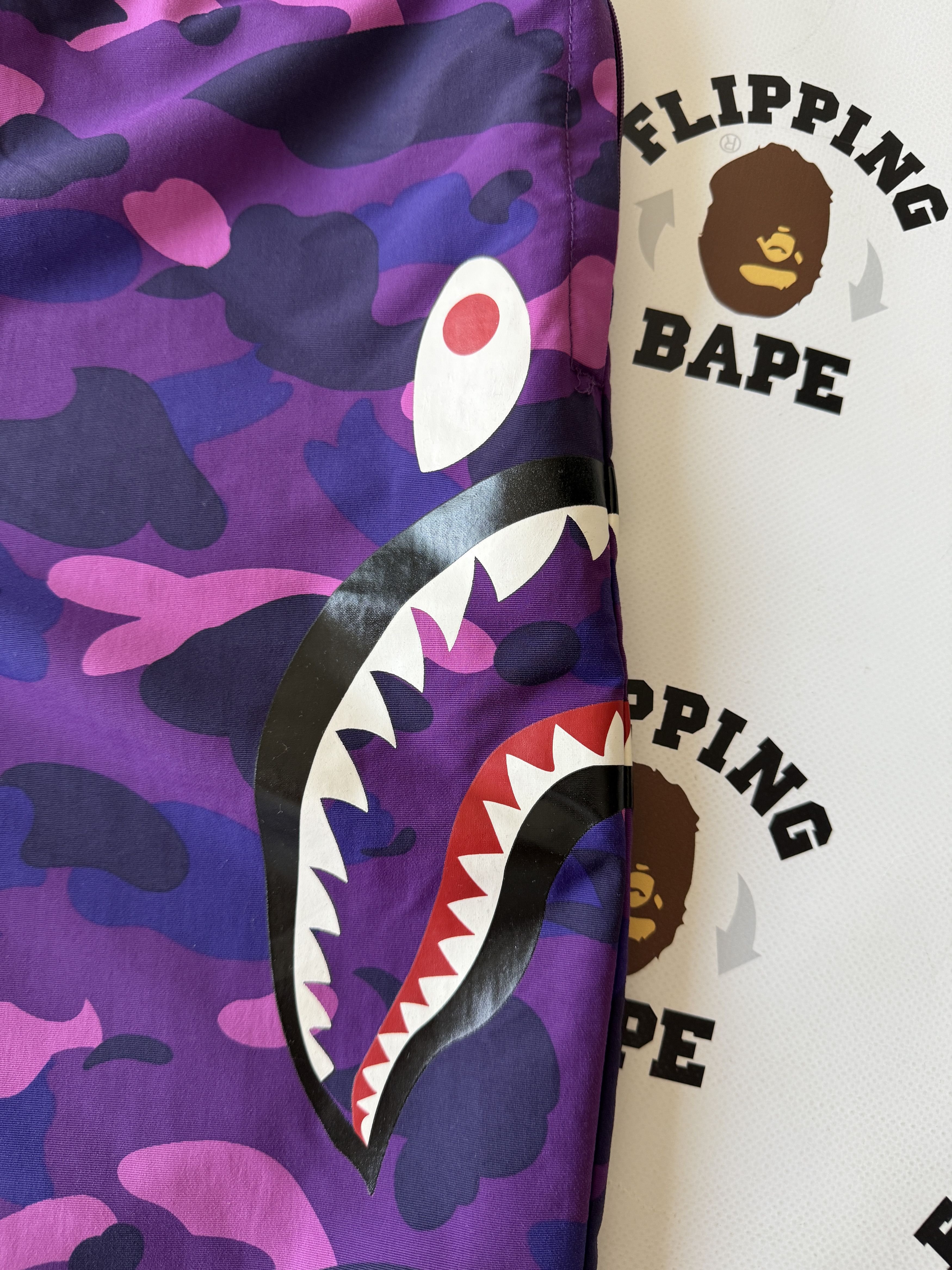 Bape BAPE COLOR CAMO SIDE SHARK BEACH SHORTS Size US 36 / EU 52 - 6 Thumbnail