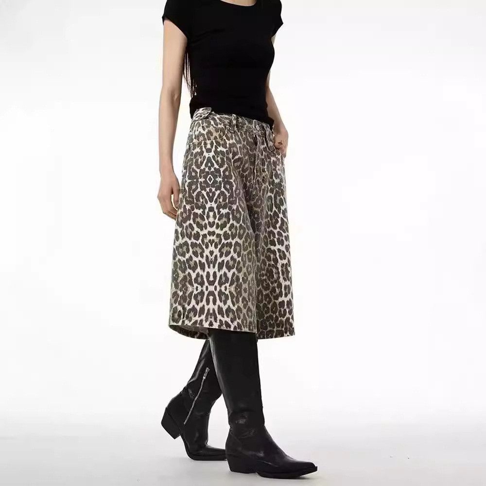 Japanese Brand Retro loose leopard print denim shorts Size US 32 / EU 48 - 4 Thumbnail