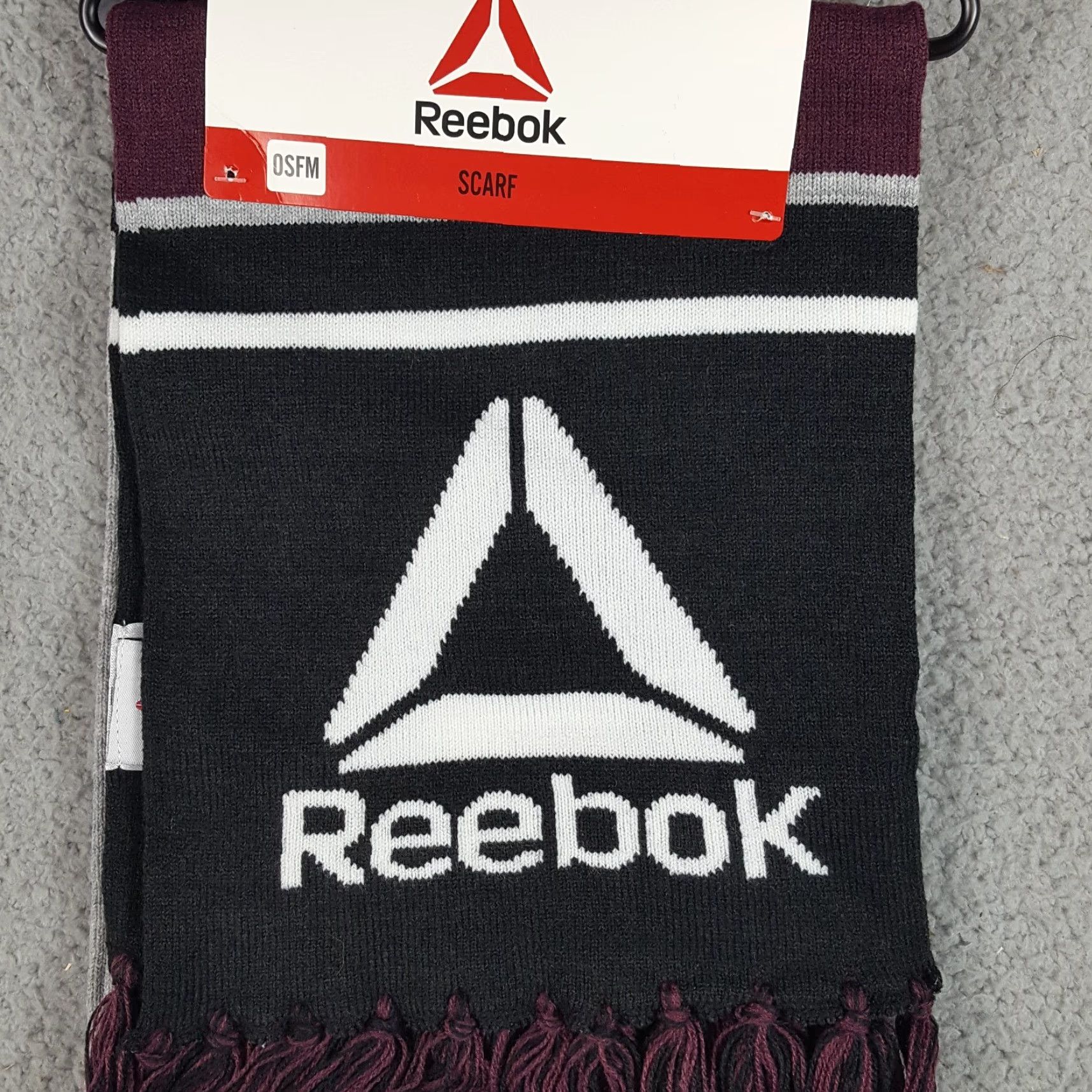 Reebok VINTAGE Reebok Scarf OSFM Fringe Tassel Striped Winter Wrap Shawl Triangle Logo Women Multifunctional Knit Polyester Size ONE SIZE - 2 Thumbnail