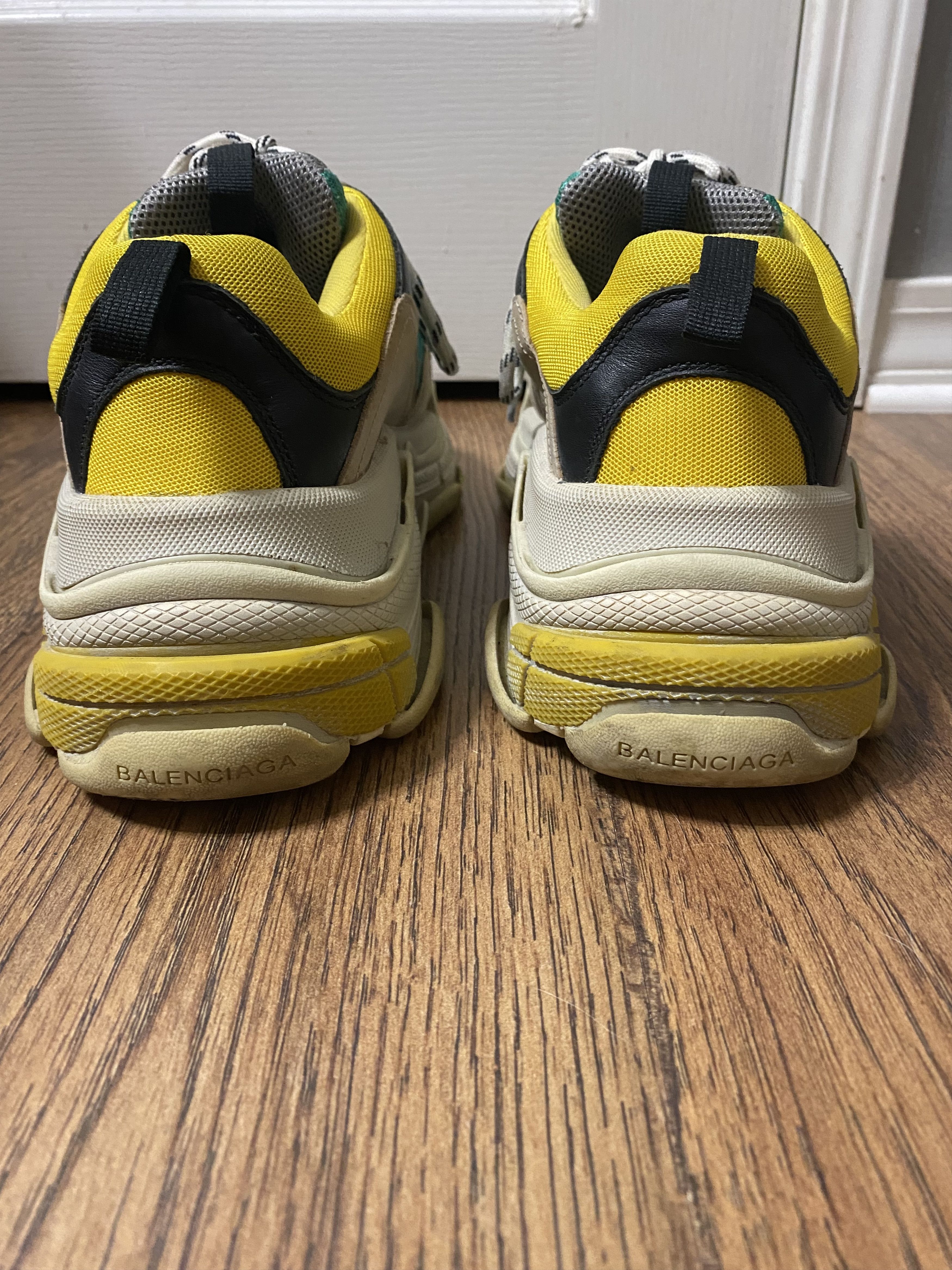 Balenciaga OG Balenciaga Made in Italy Triple S Size 12 Green Yellow Size US 12 / EU 45 - 6 Thumbnail