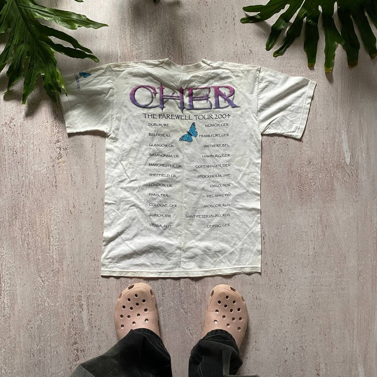 Band Tees VINTAGE Y2K CHER AMAZING RARE TOUR BAND TEE 282 Size US S / EU 44-46 / 1 - 2 Thumbnail