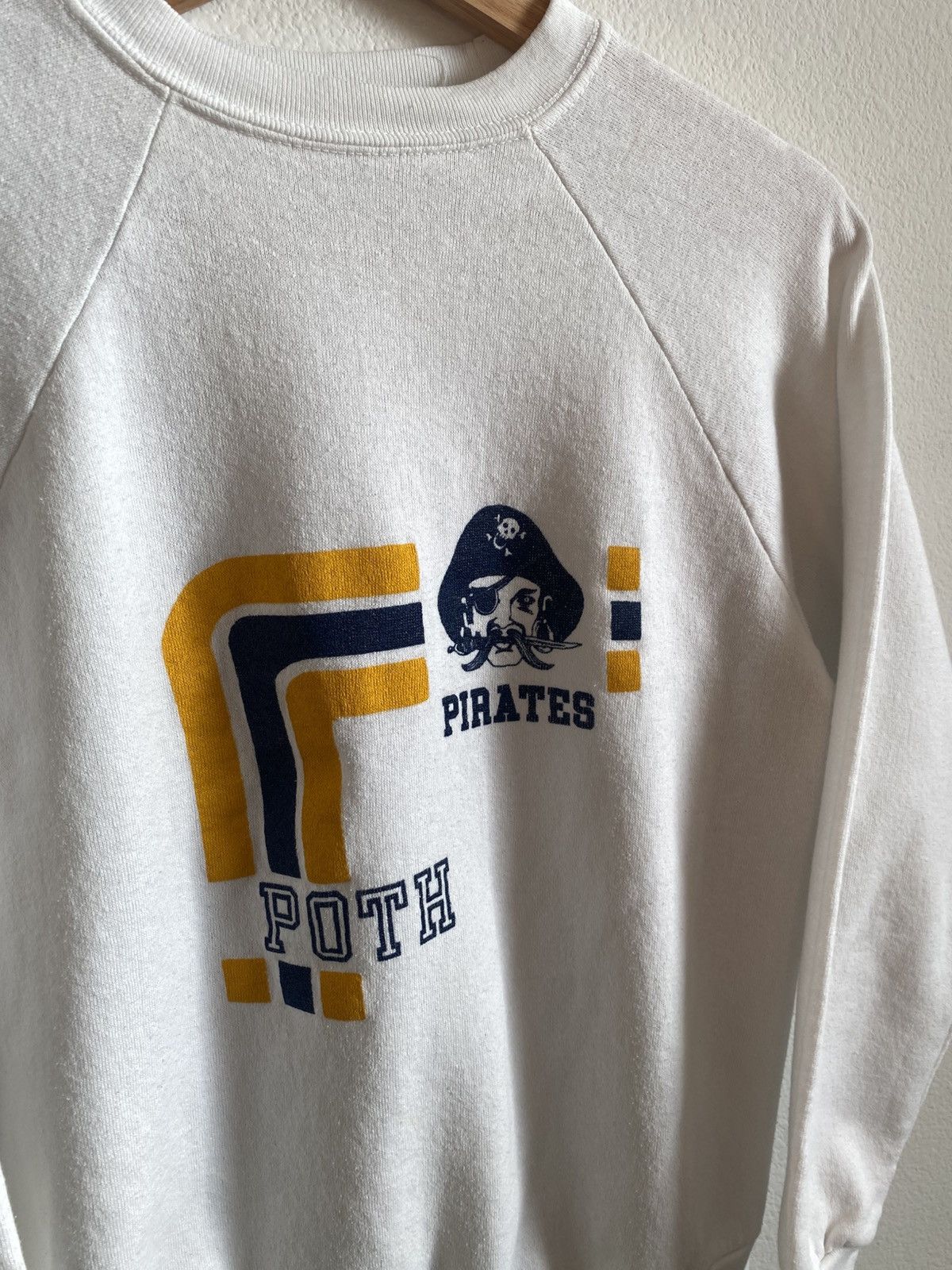 Vintage Vintage 80s Poth Pirates High School Crewneck Sweater Size US S / EU 44-46 / 1 - 3 Thumbnail
