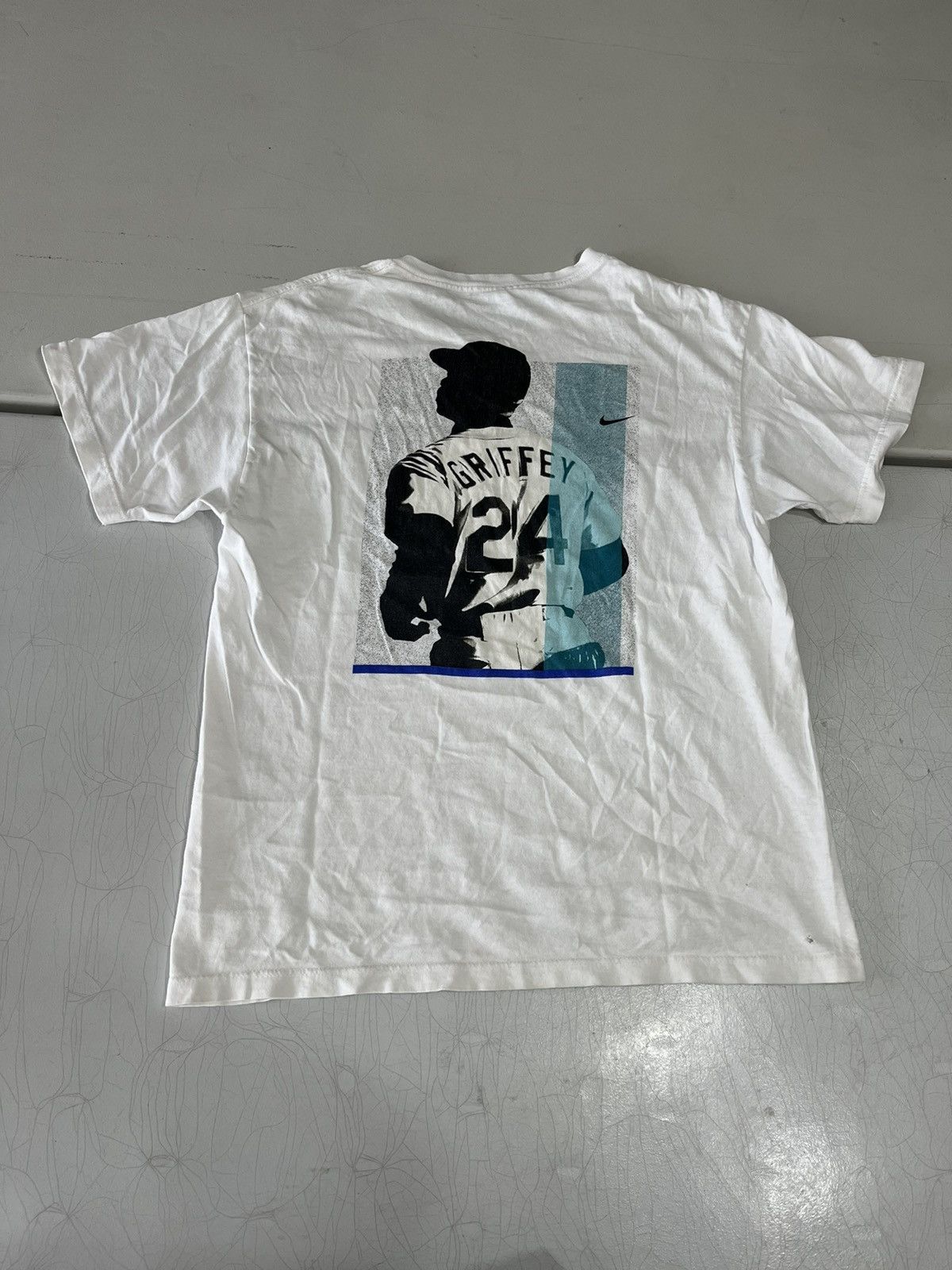 Nike × Vintage Vintage 90s Nike Ken Griffey jr shirt Size US S / EU 44-46 / 1 - 2 Thumbnail