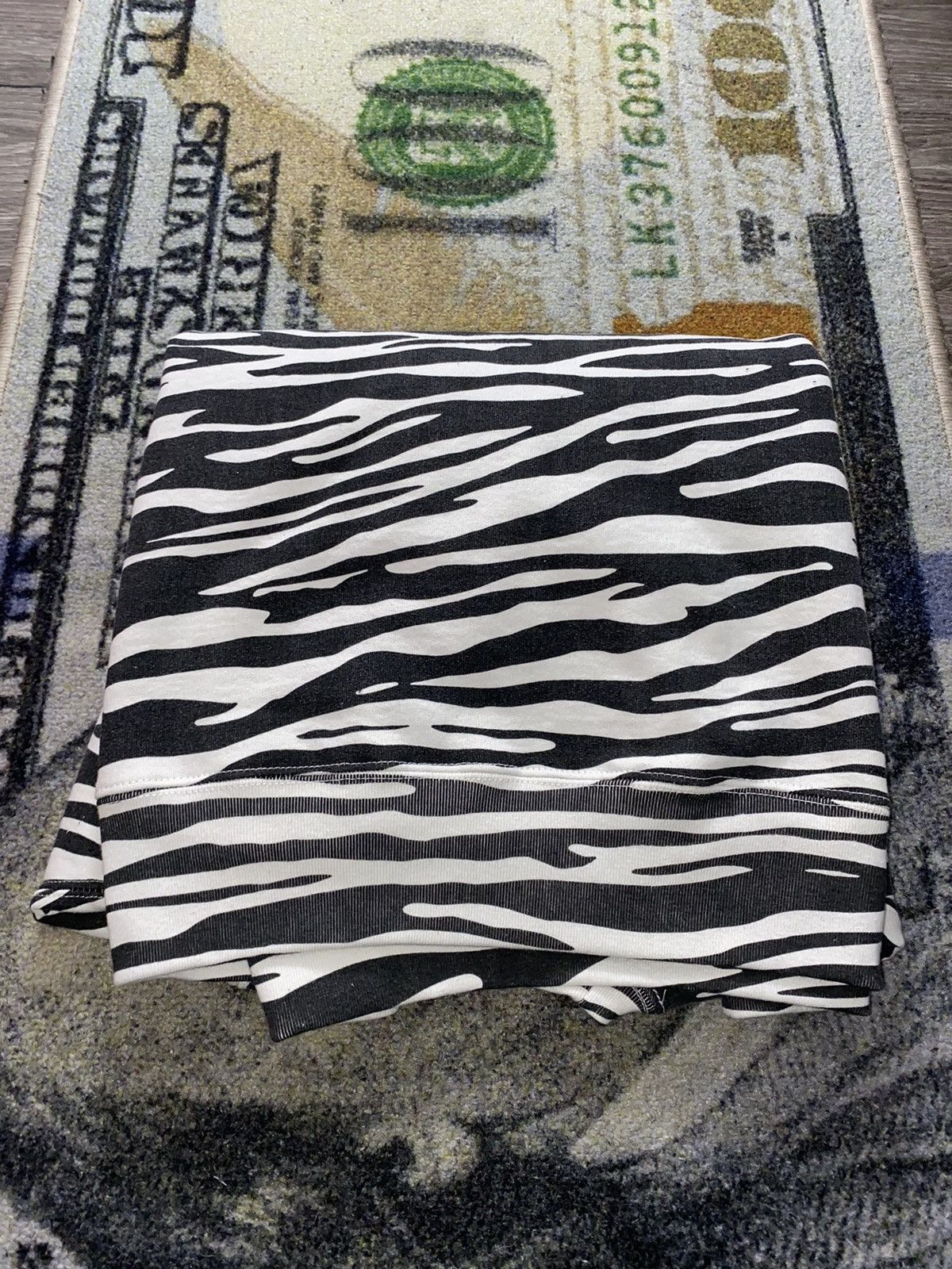 Supreme Box Logo Crewneck (FW22) Zebra