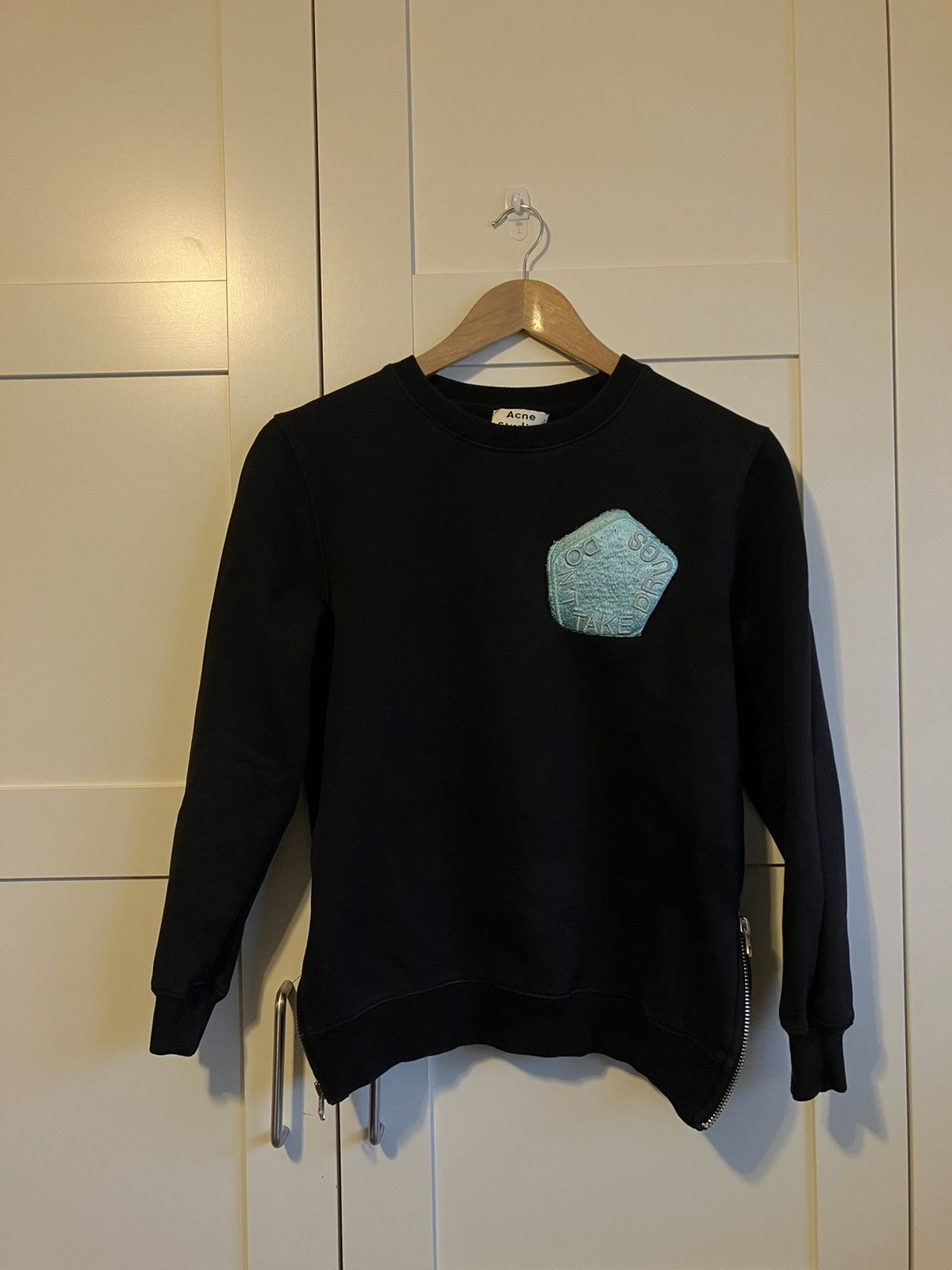 Acne Studios Don’t take drugs crew neck Size M / US 6-8 / IT 42-44 - 1 Thumbnail